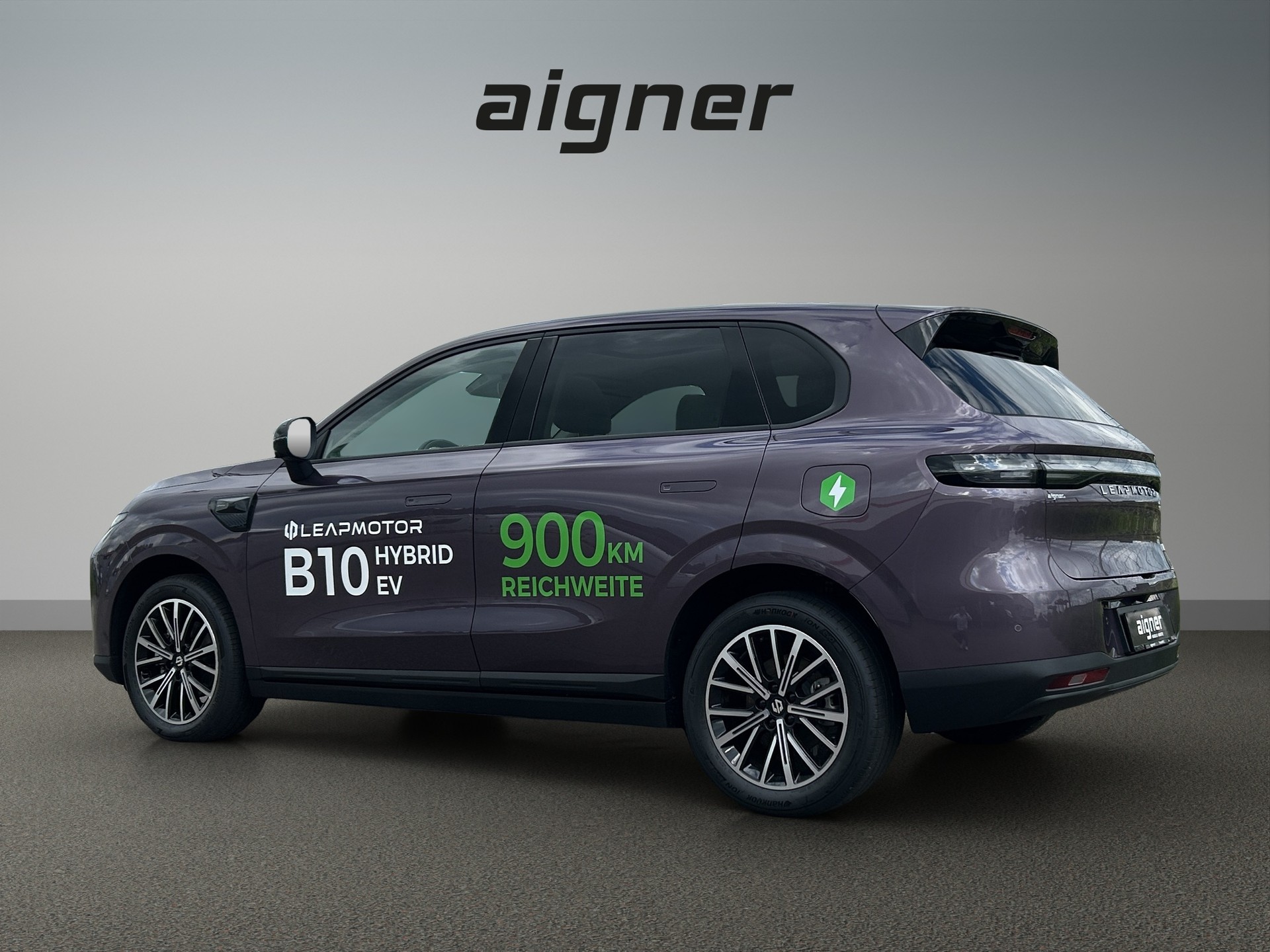 LEAPMOTOR B10 1.5 Hybrid EV-image-2