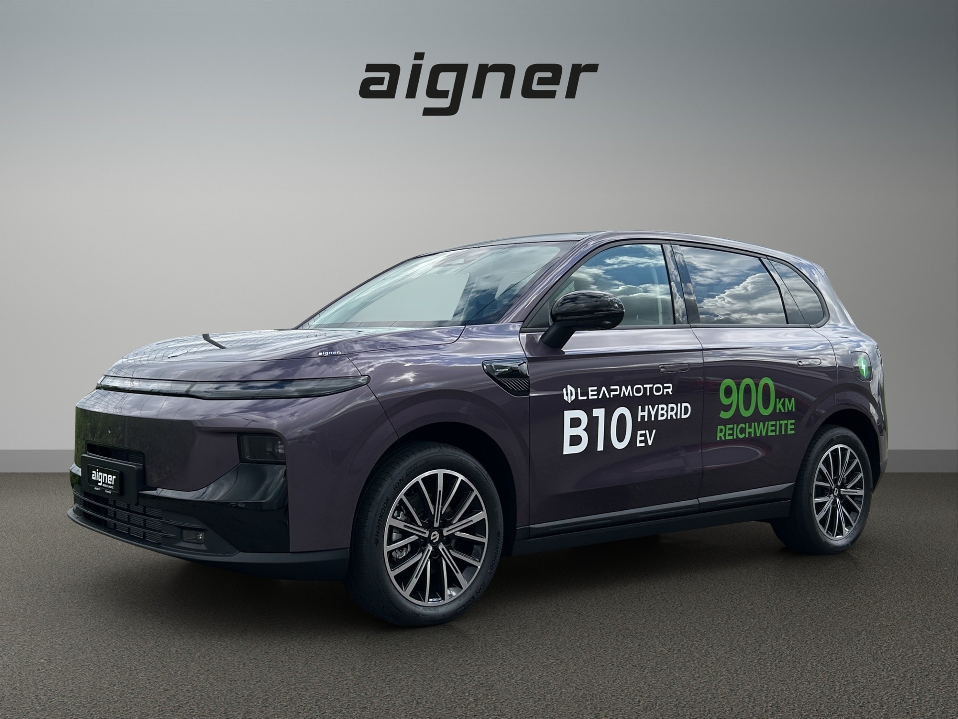 LEAPMOTOR B10 1.5 Hybrid EV-image-0