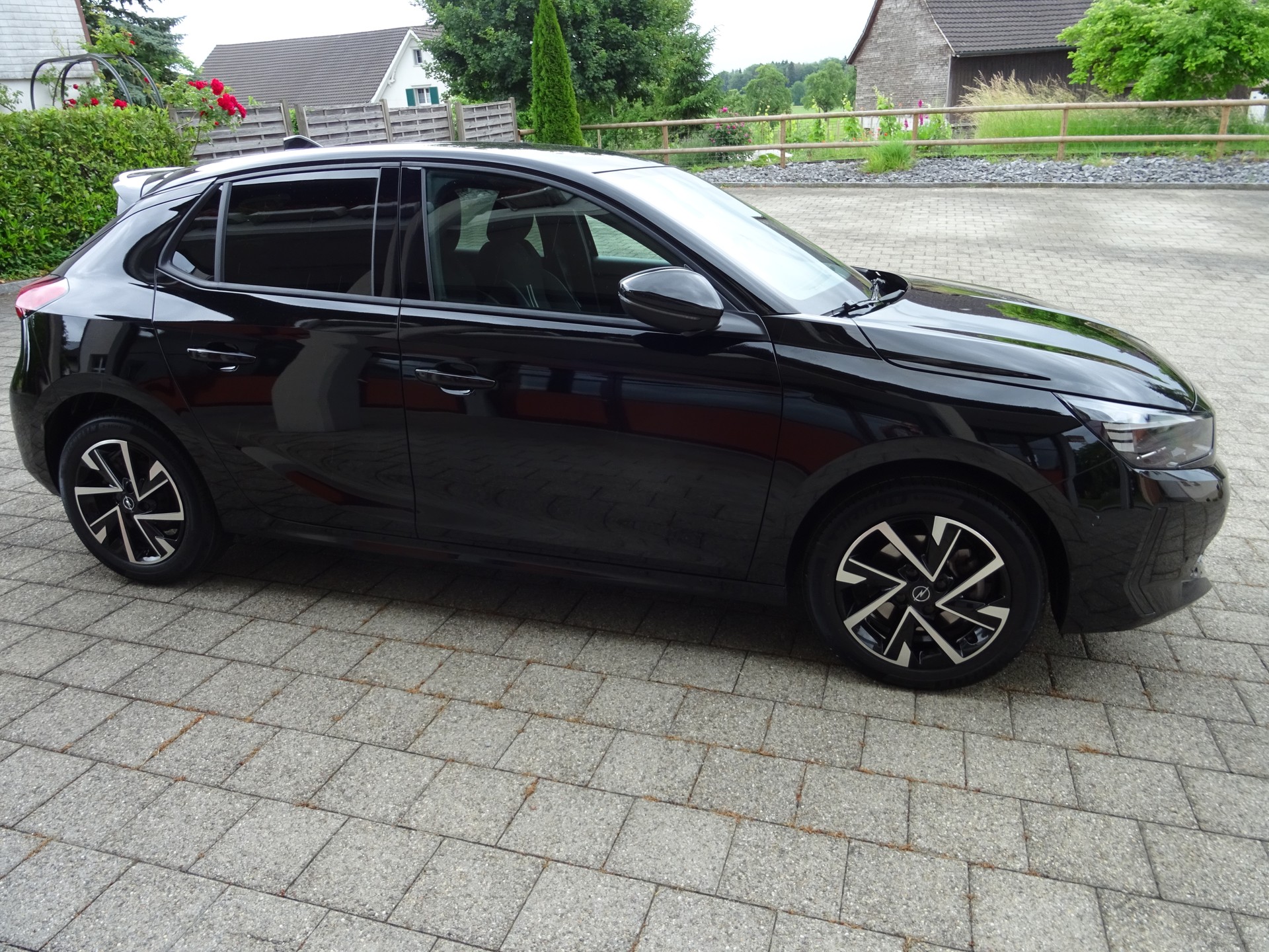 OPEL Corsa 1.2 TP GS A-image-2