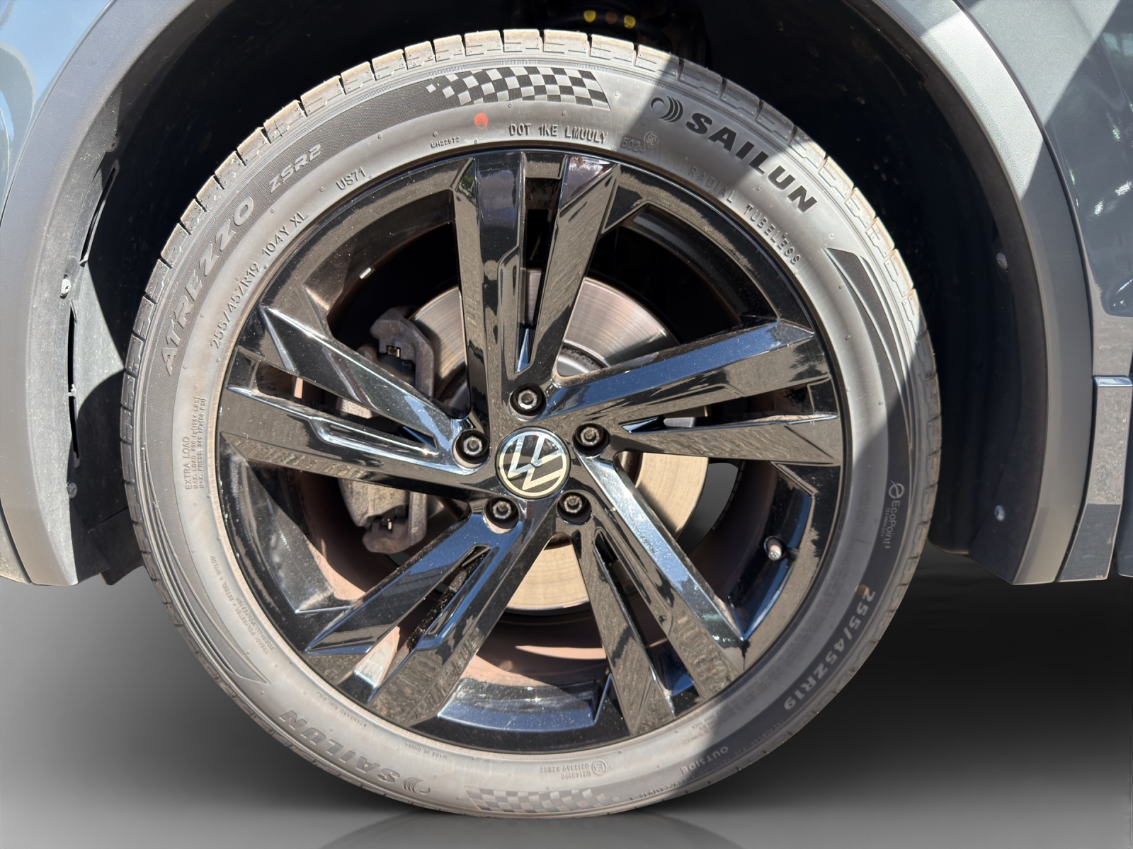 VW Tiguan 2.0TSI R-Line 4Motion DSG-image-15