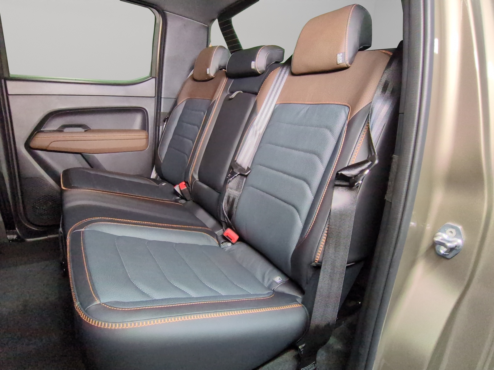 VW Amarok Panamericana 3.0 TDI 240PS 4M-image-8