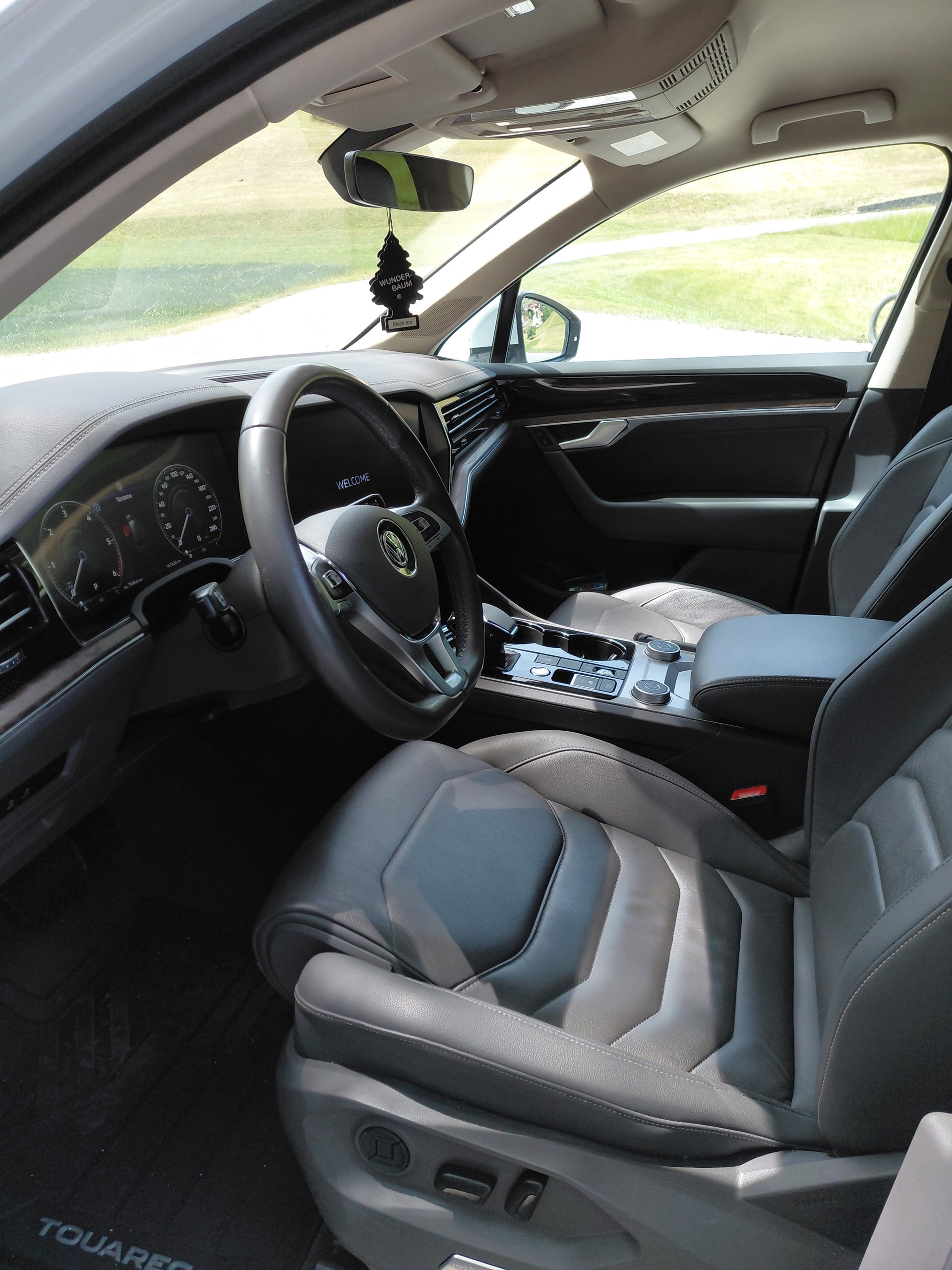 VW 3.0 V6 TDI 286 Atmosphere-image-2