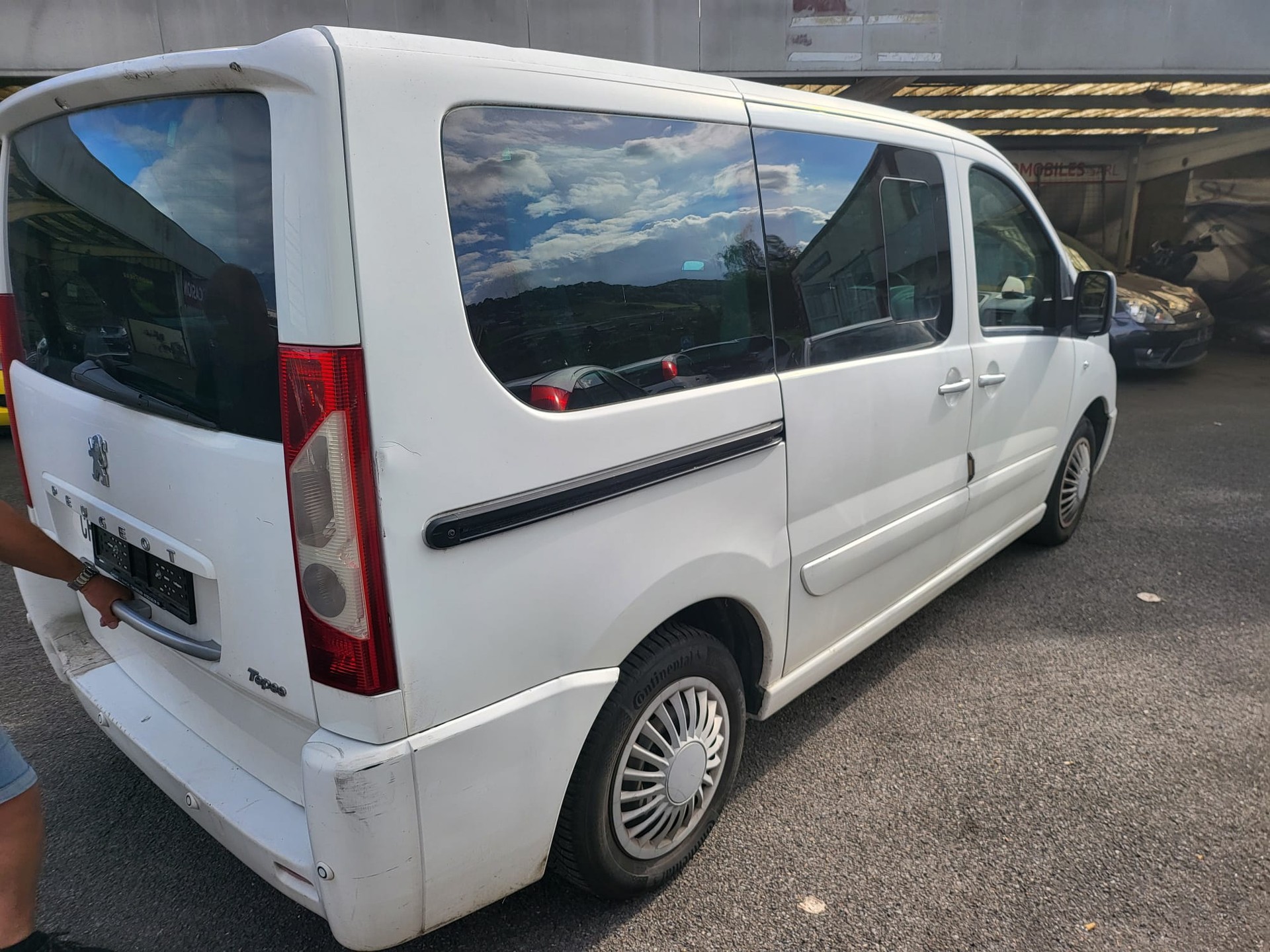 PEUGEOT Expert Tepee 2.0 HDi Loisirs L2-image-3
