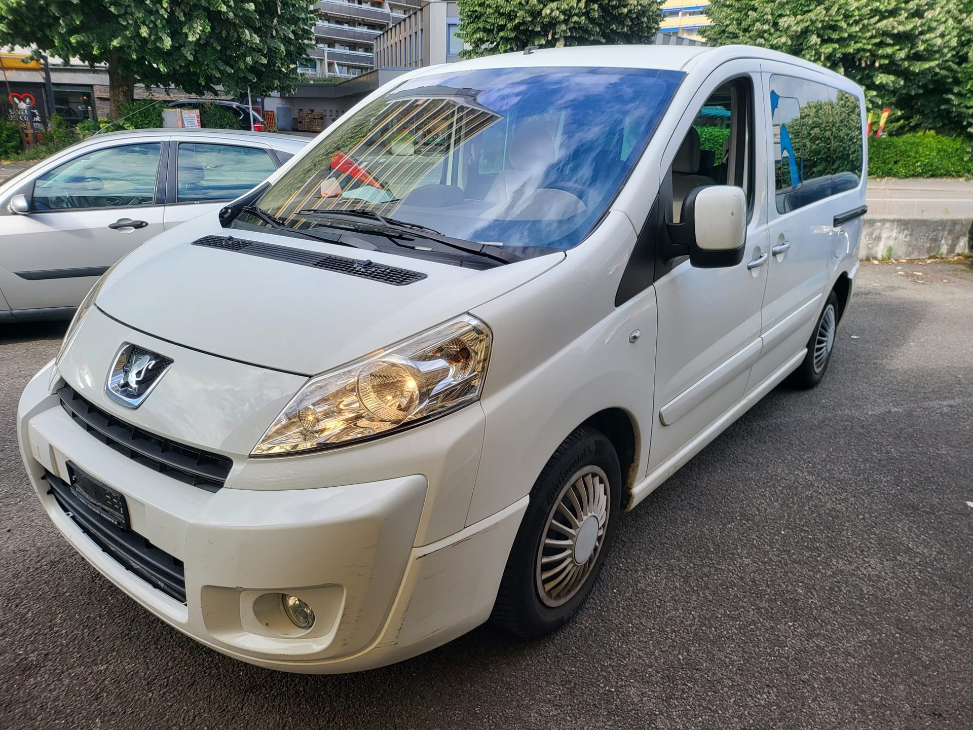 PEUGEOT Expert Tepee 2.0 HDi Loisirs L2