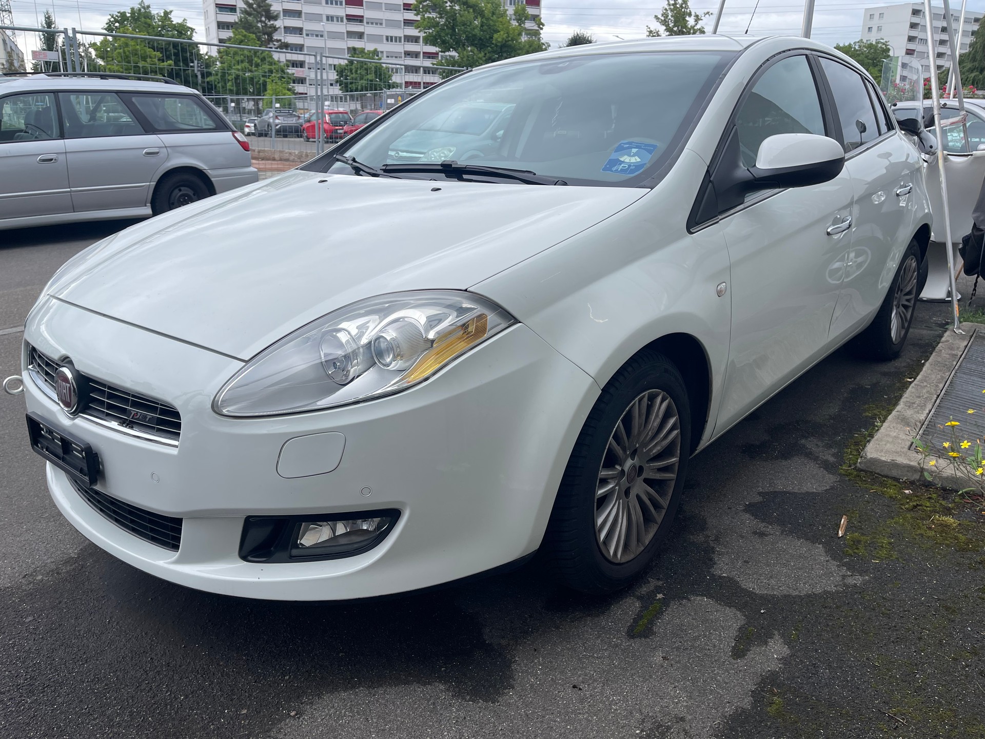 FIAT Bravo 1.4 16V Turbo Dynamic Dualogic-image-2