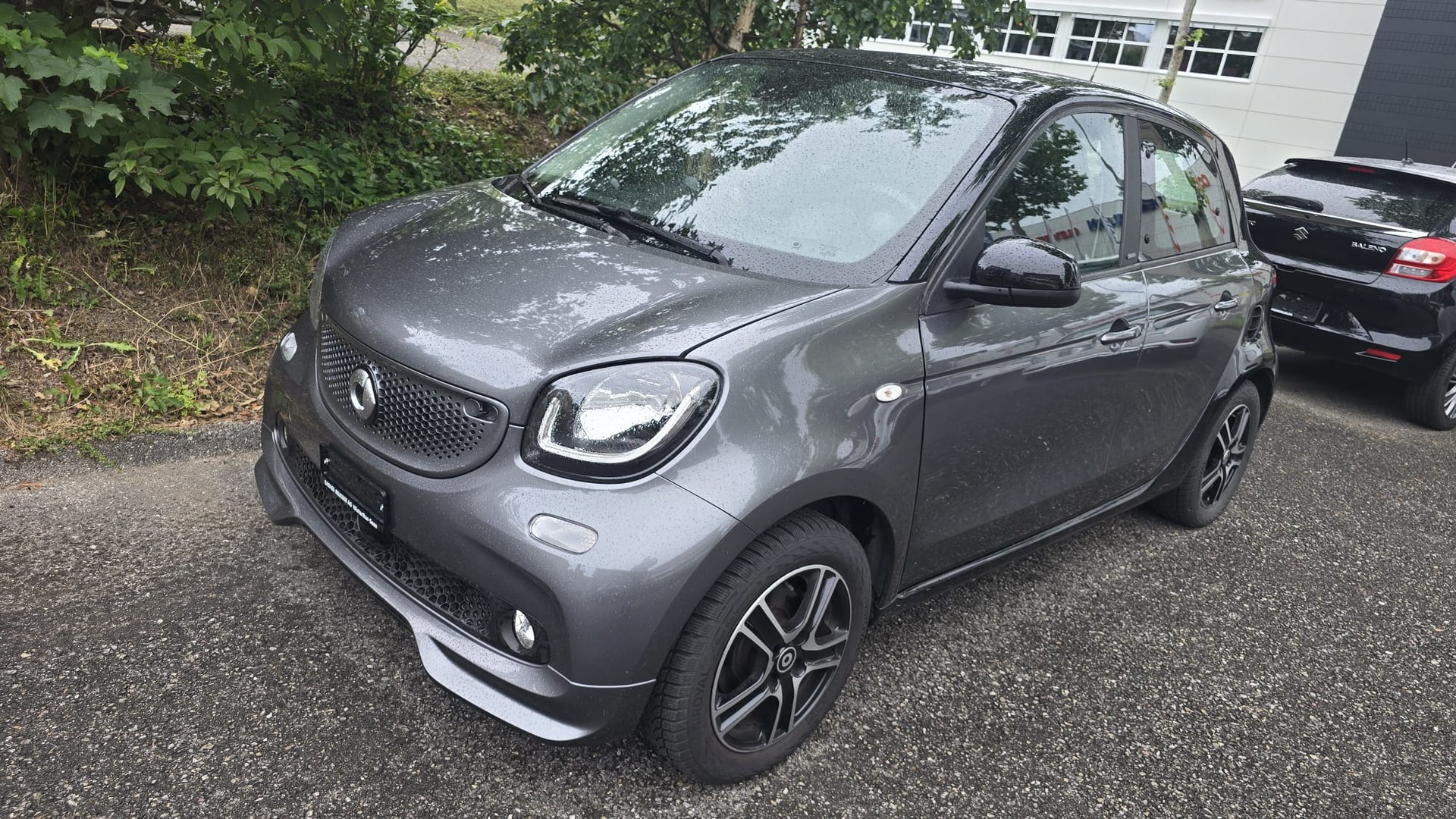 SMART forfour PASSION twinamic Navigation / camera / DAB / Bluetooh / ACC TEMPOMAT-image-0