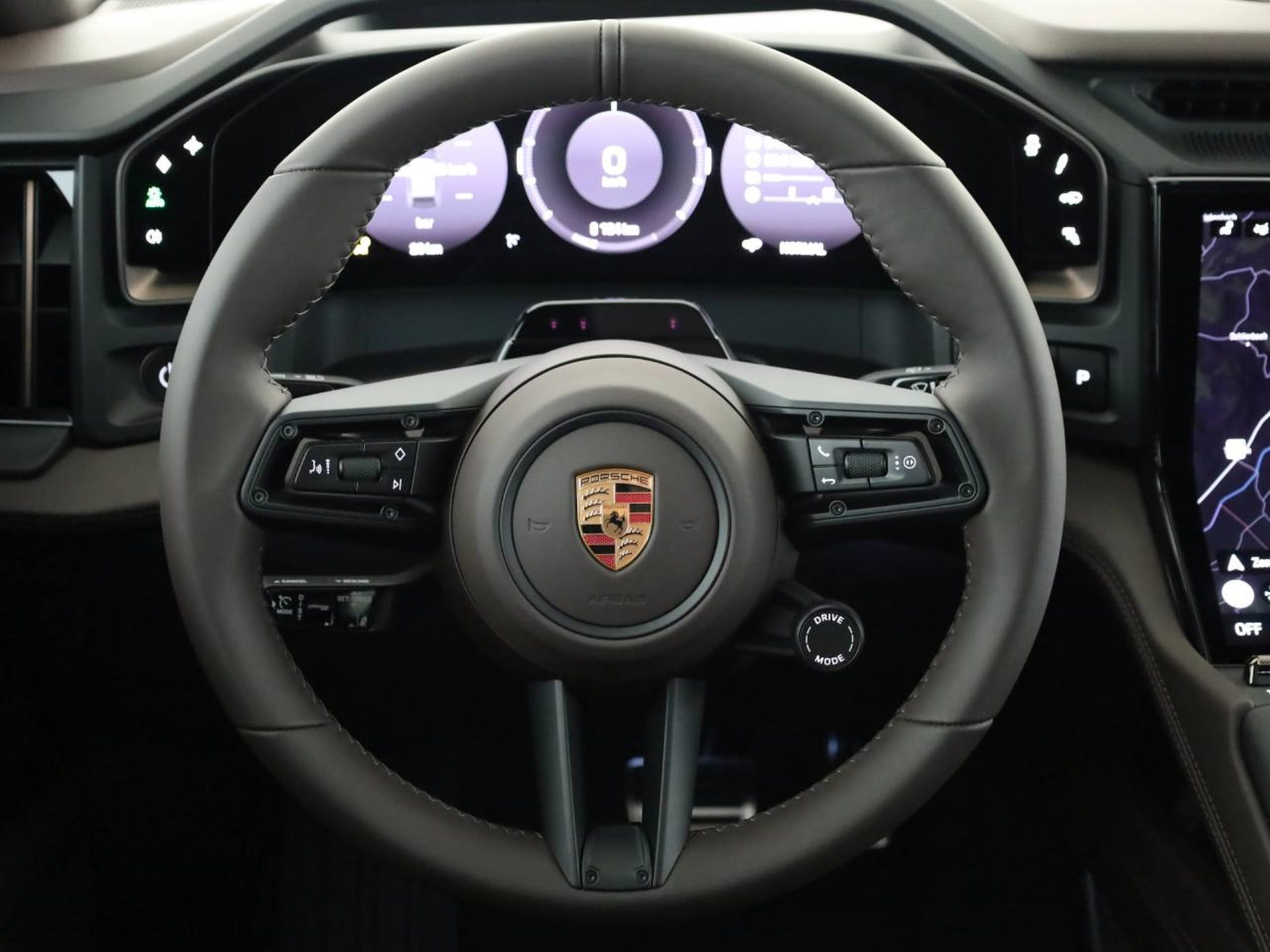 PORSCHE Cayenne Electric-image-3