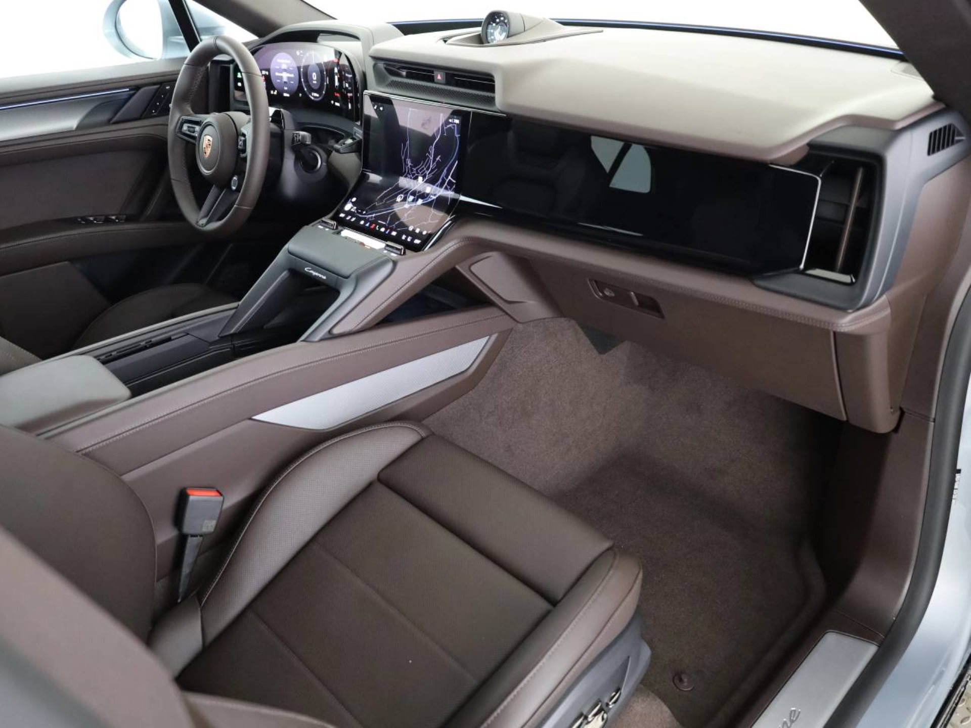 PORSCHE Cayenne Electric-image-10