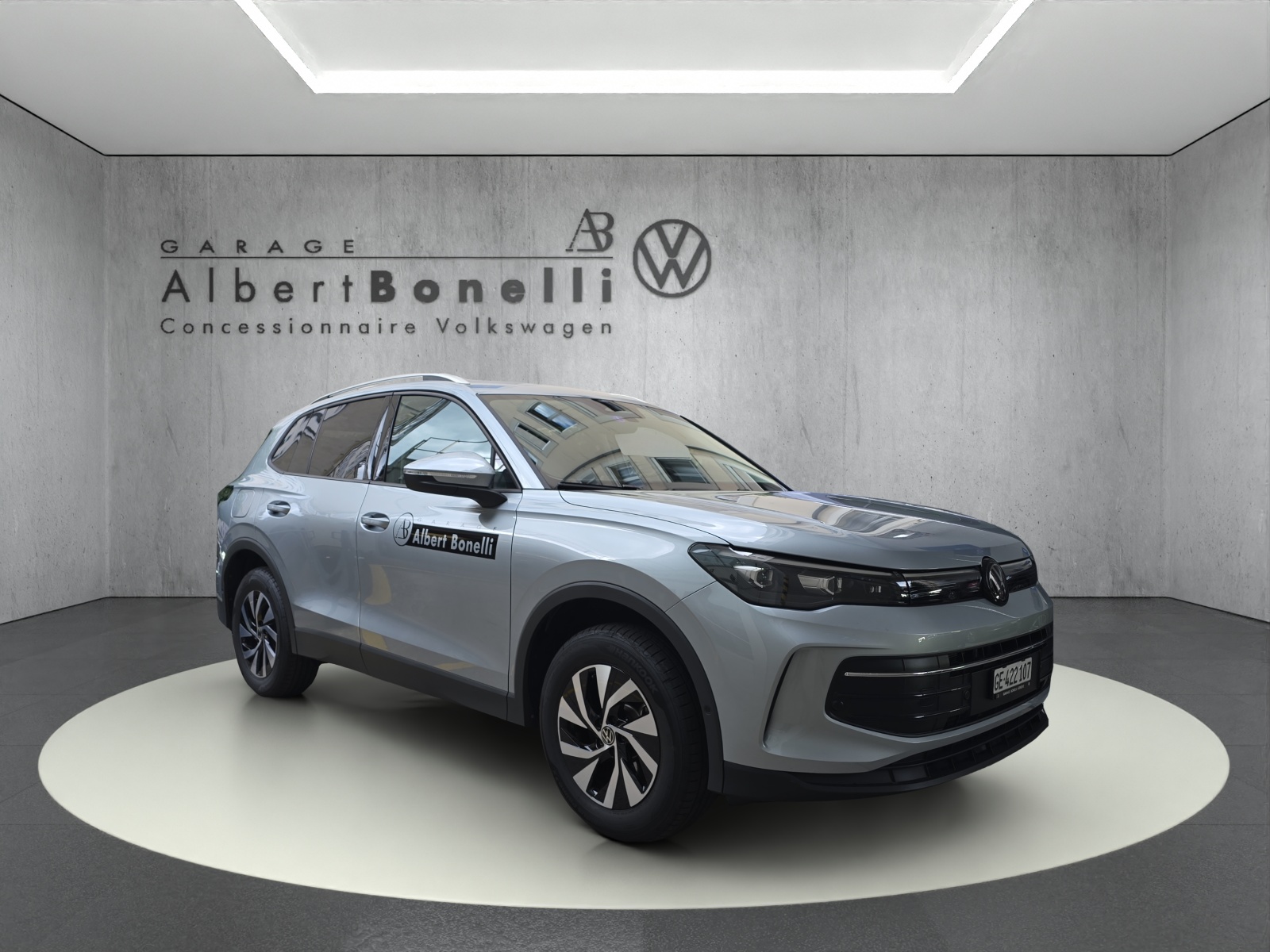VW Tiguan 2.0 TSI DSG United 4Motion-showroom-element-3