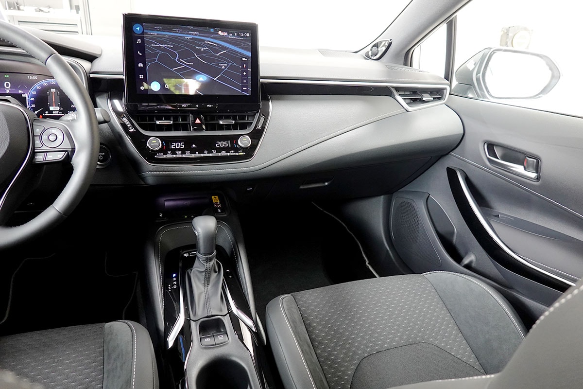 TOYOTA Corolla Touring Sports 2.0 HSD Premium e-CVT-image-9