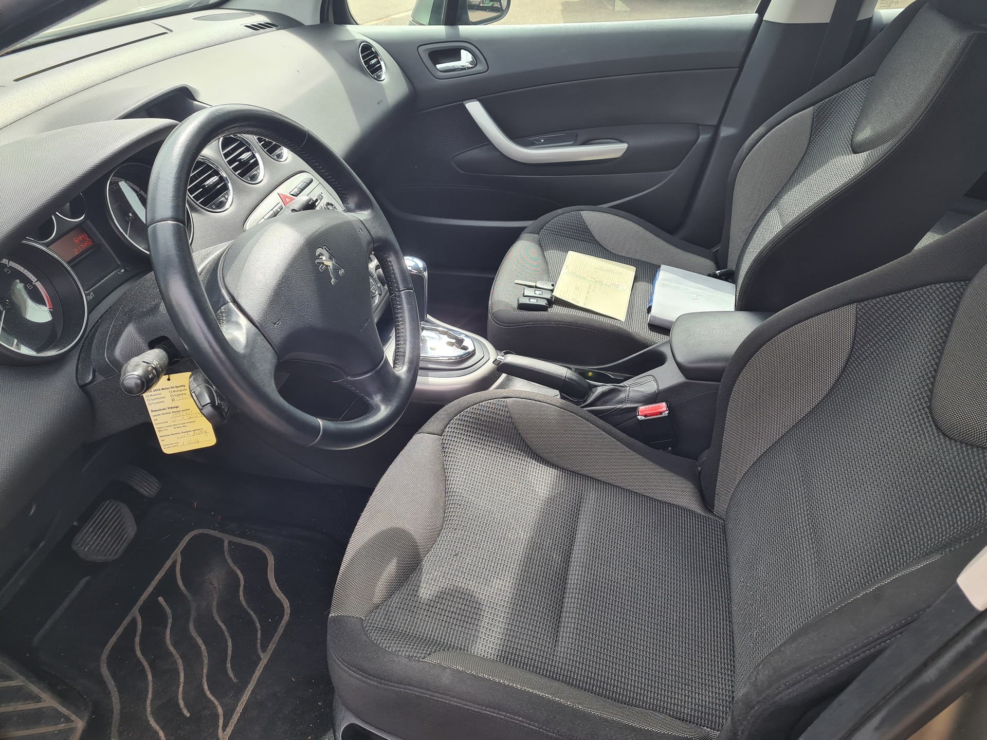 PEUGEOT 308 1.6 16V VTI Active Automatic-image-5