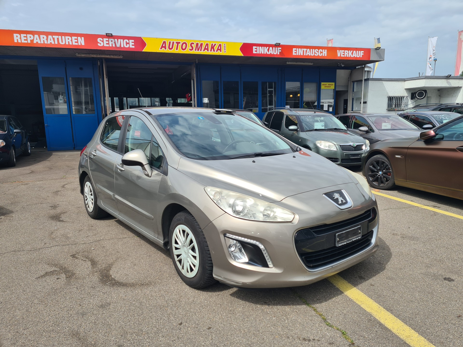 PEUGEOT 308 1.6 16V VTI Active Automatic-image-0