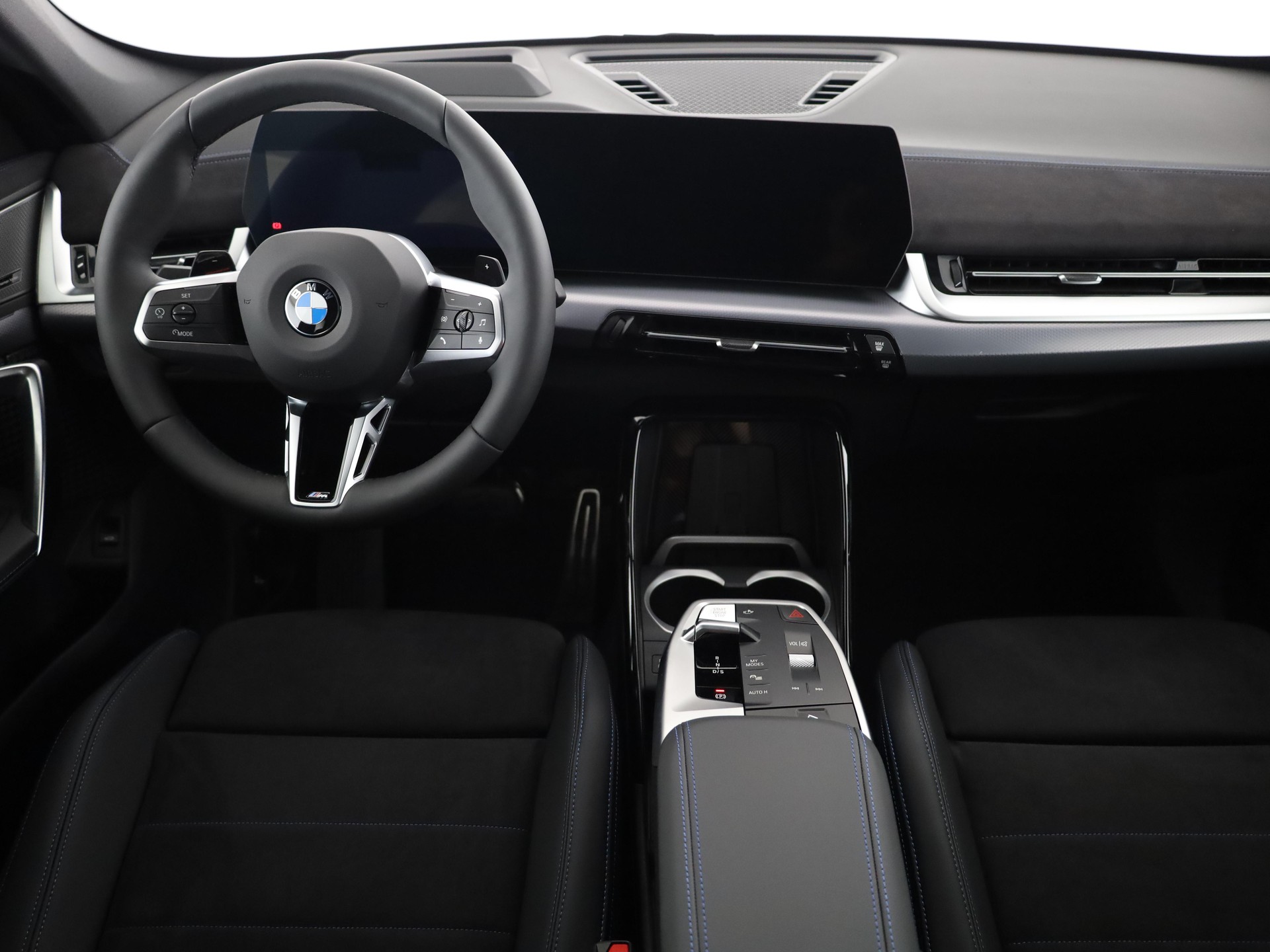 BMW X1 20d xDrive paddles-image-16