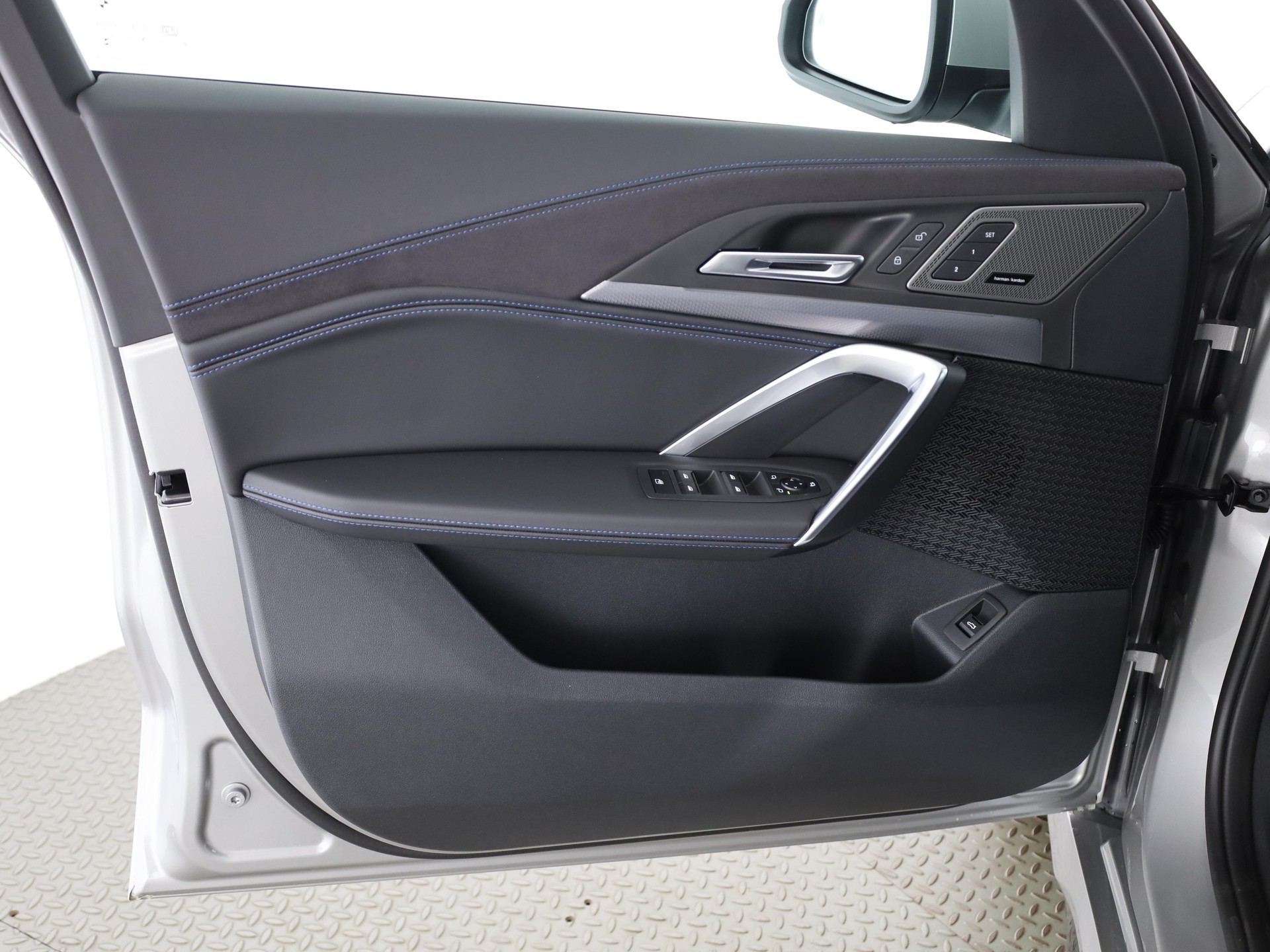 BMW X1 20d xDrive paddles-image-9