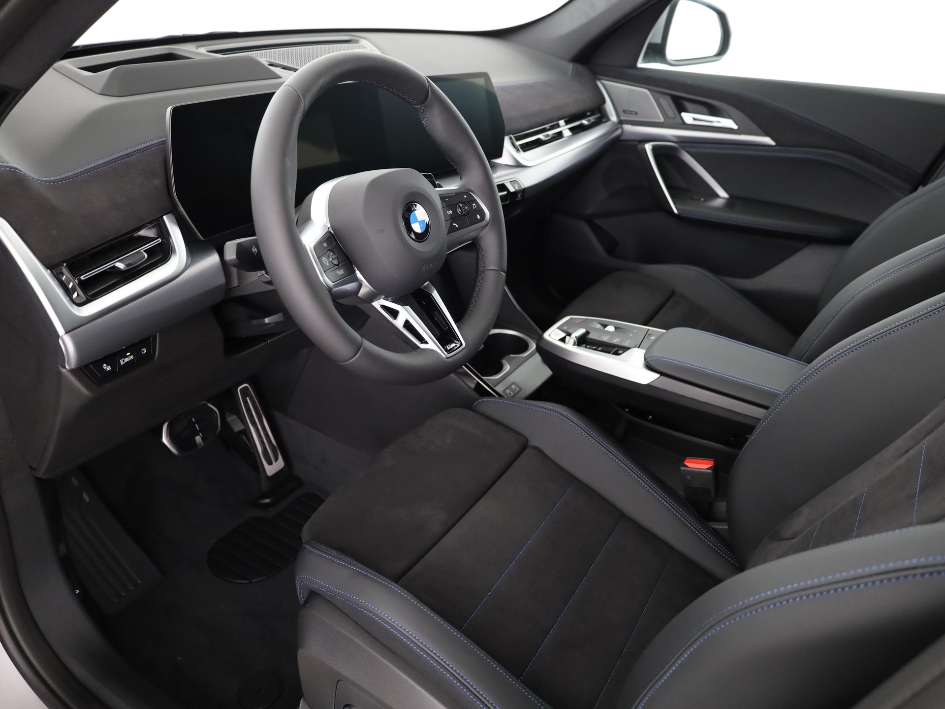 BMW X1 20d xDrive paddles-image-12