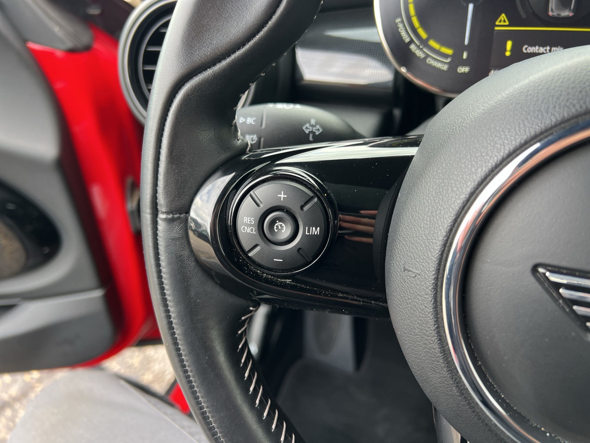 MINI Cooper SE-image-14