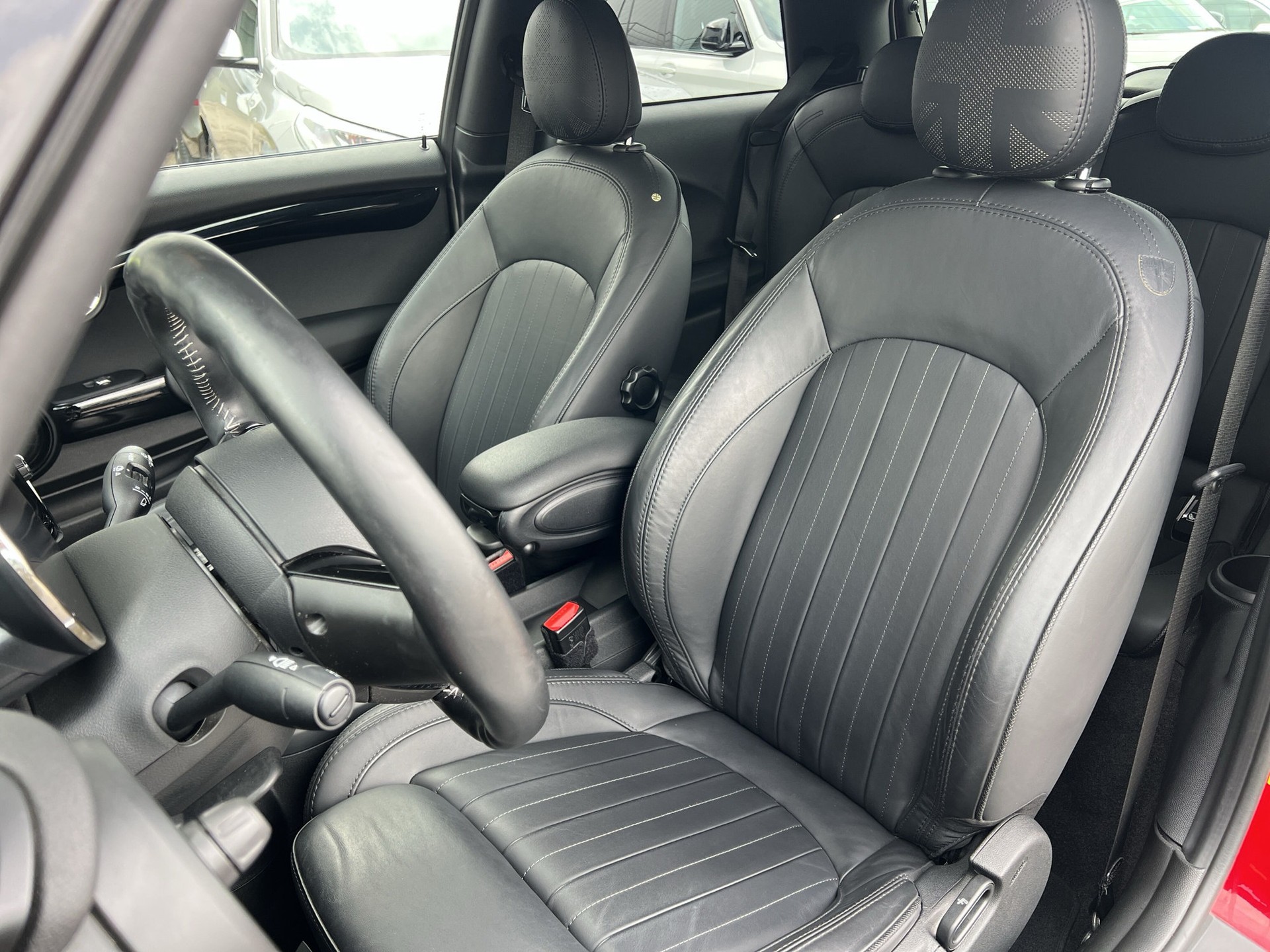 MINI Cooper SE-image-9