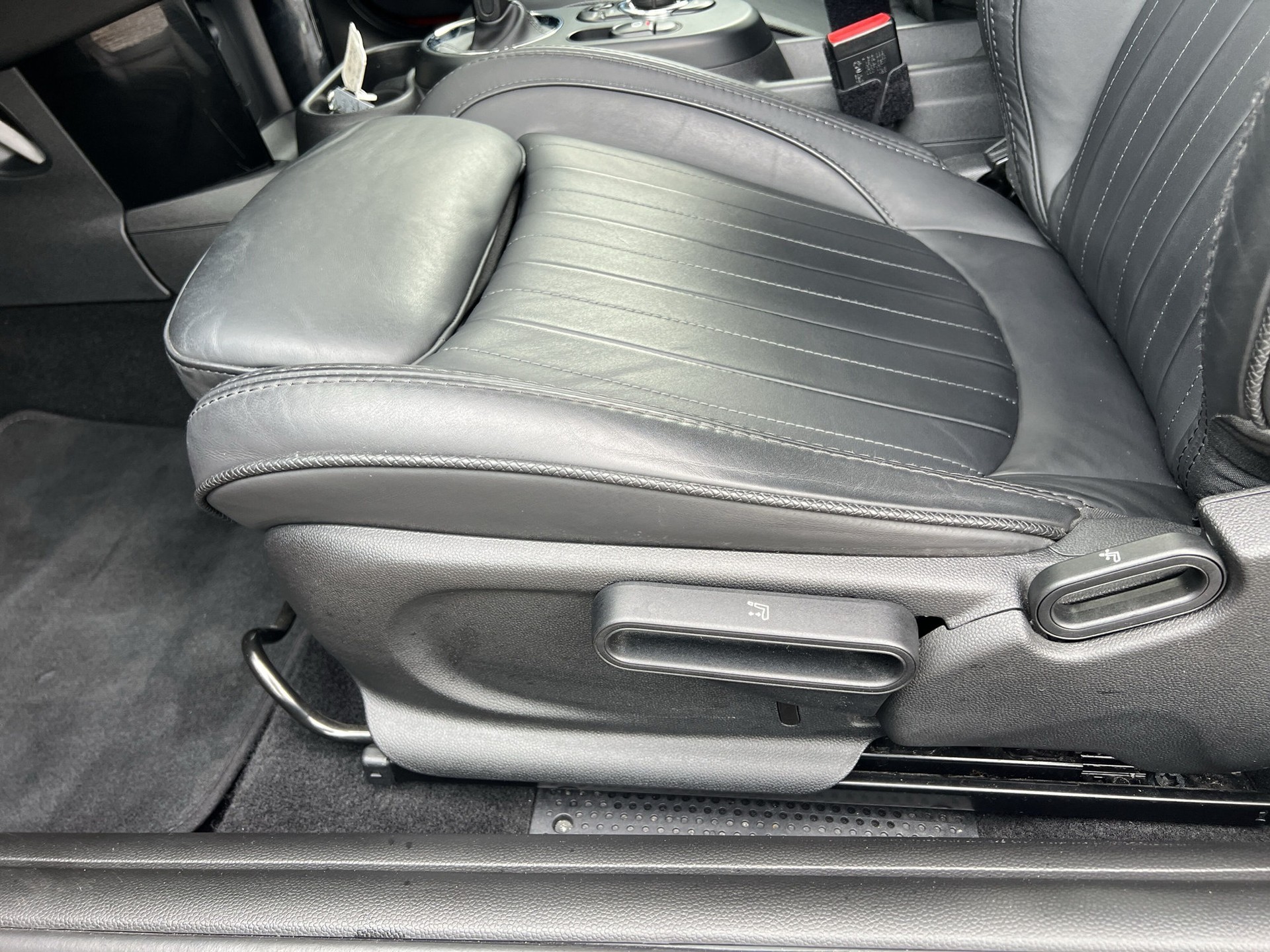 MINI Cooper SE-image-18
