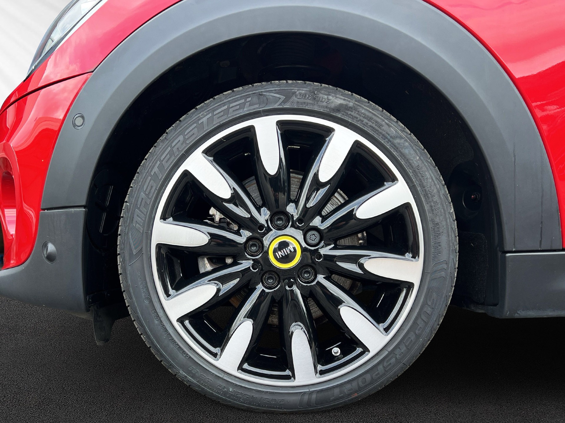 MINI Cooper SE-image-8