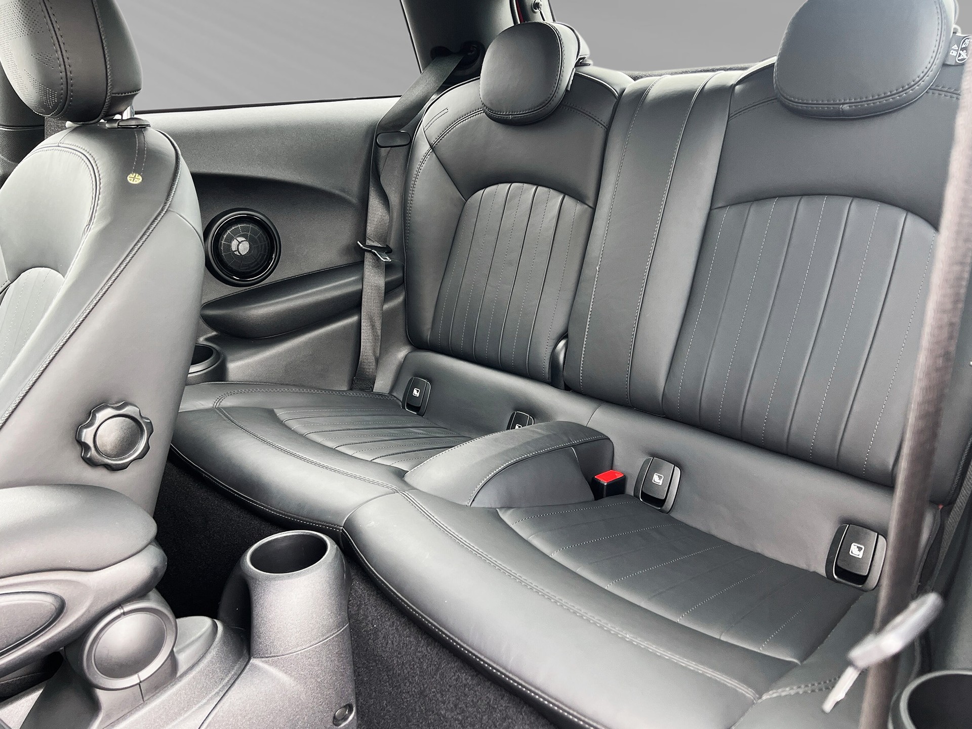 MINI Cooper SE-image-6