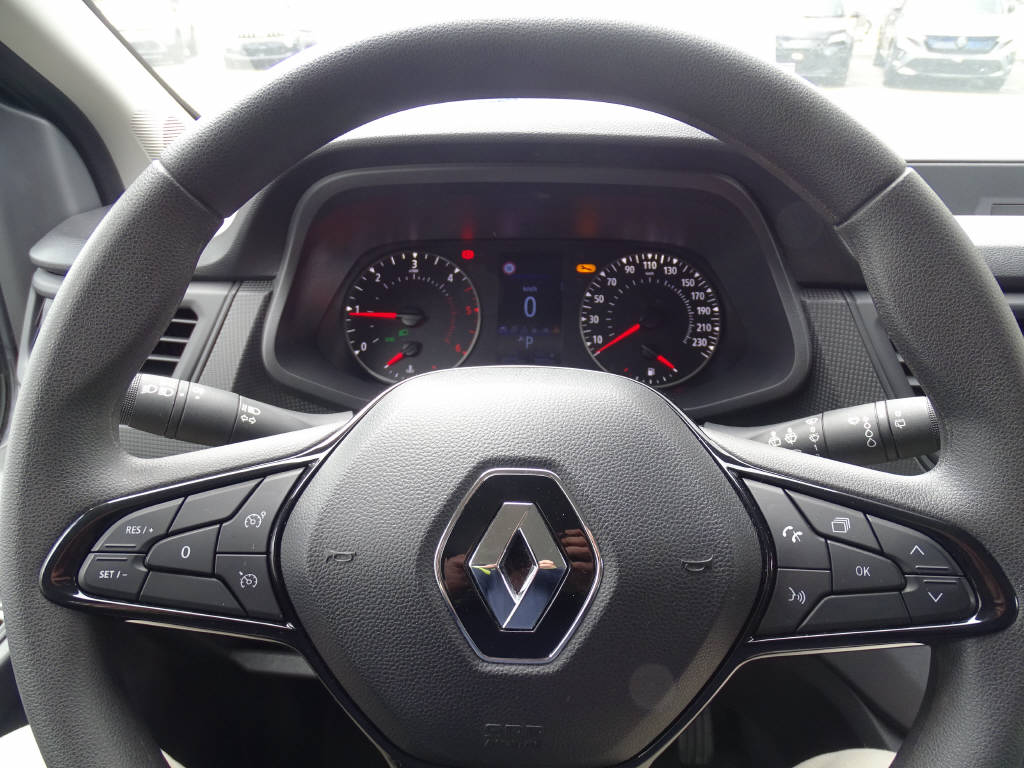 RENAULT Trafic Grand Passenger 2.0 dCi 8 places-image-6