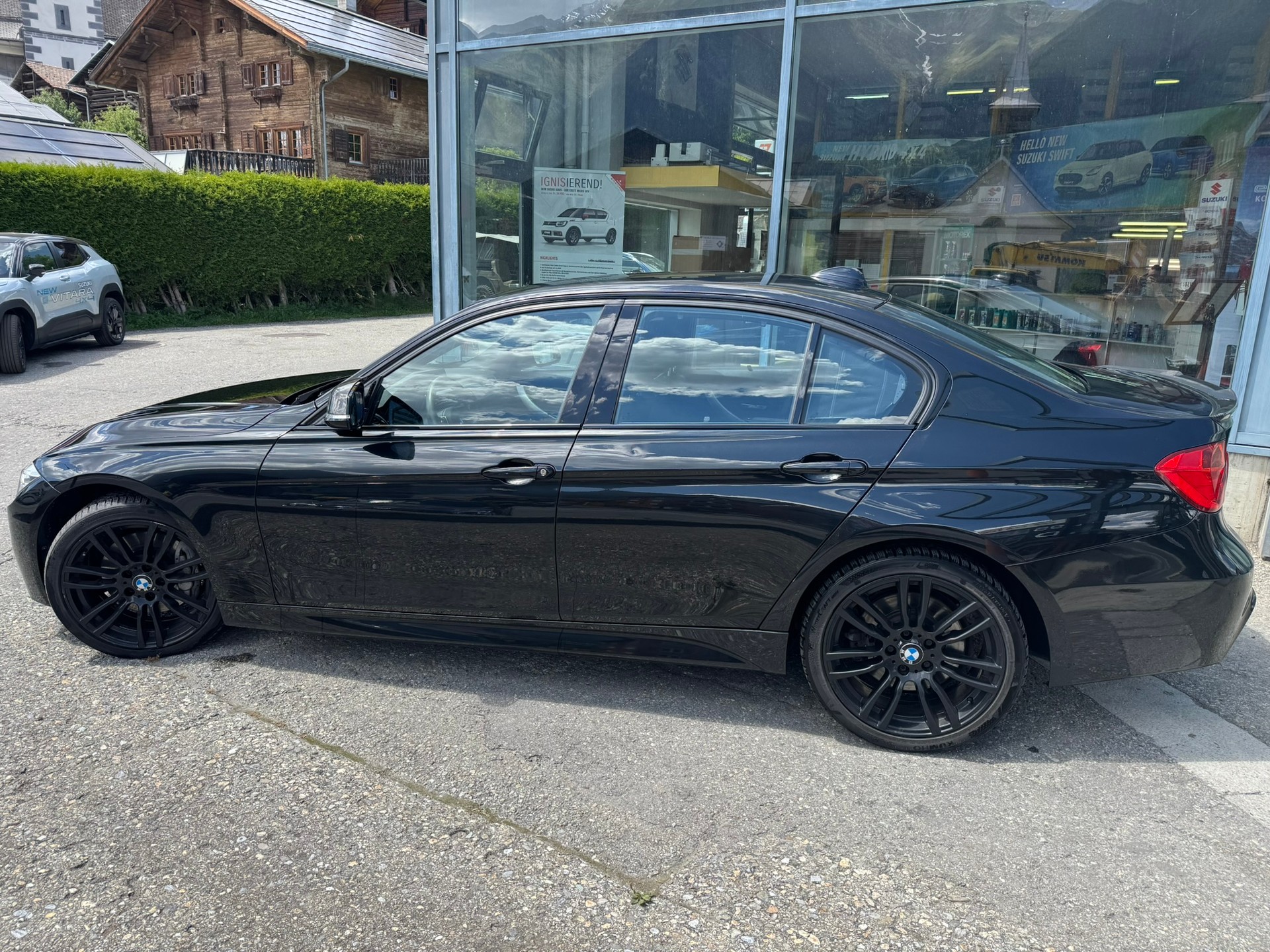 BMW 335i xDrive Steptronic-image-3