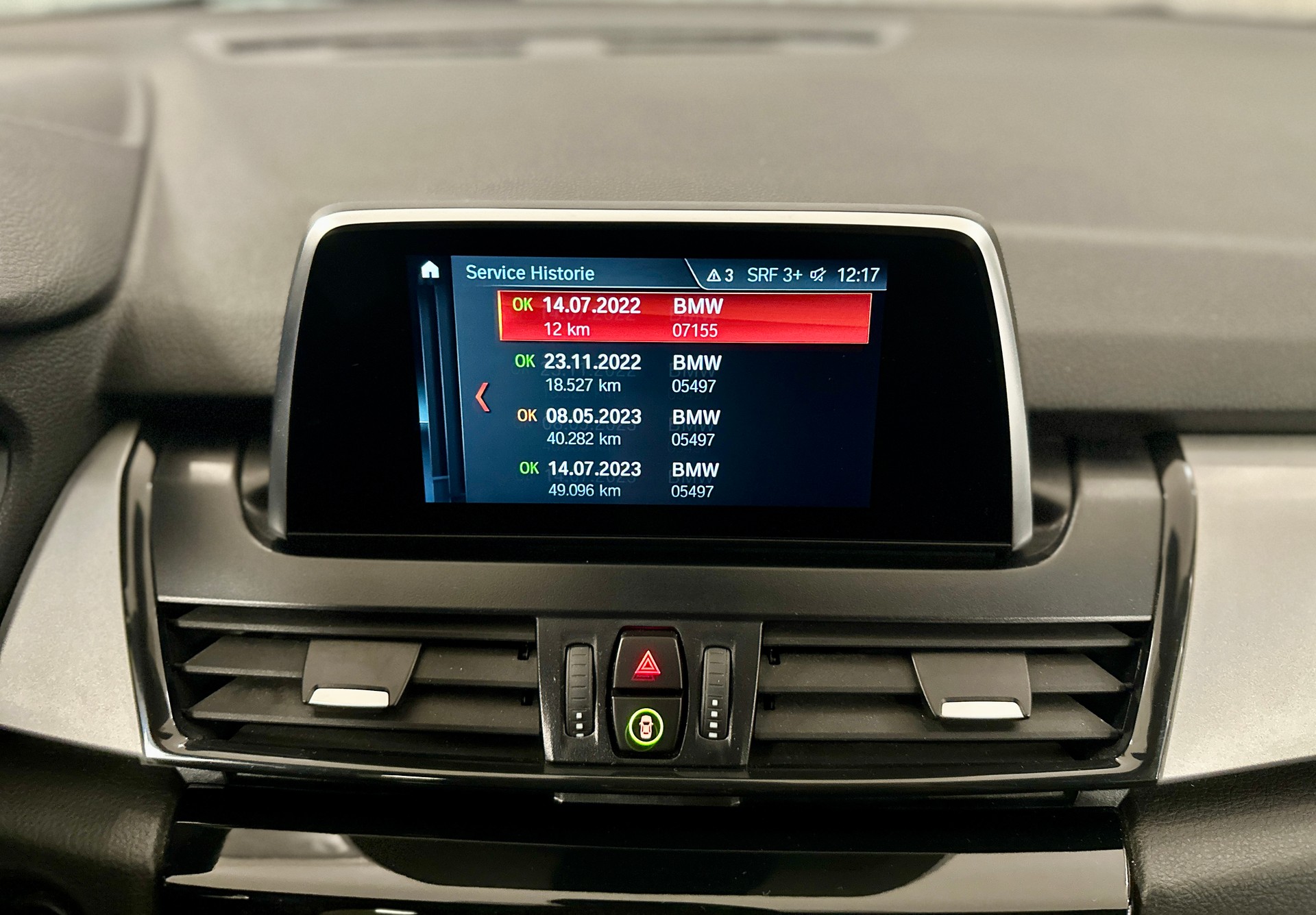 BMW 220d xDrive Gran Tourer Steptronic-image-16