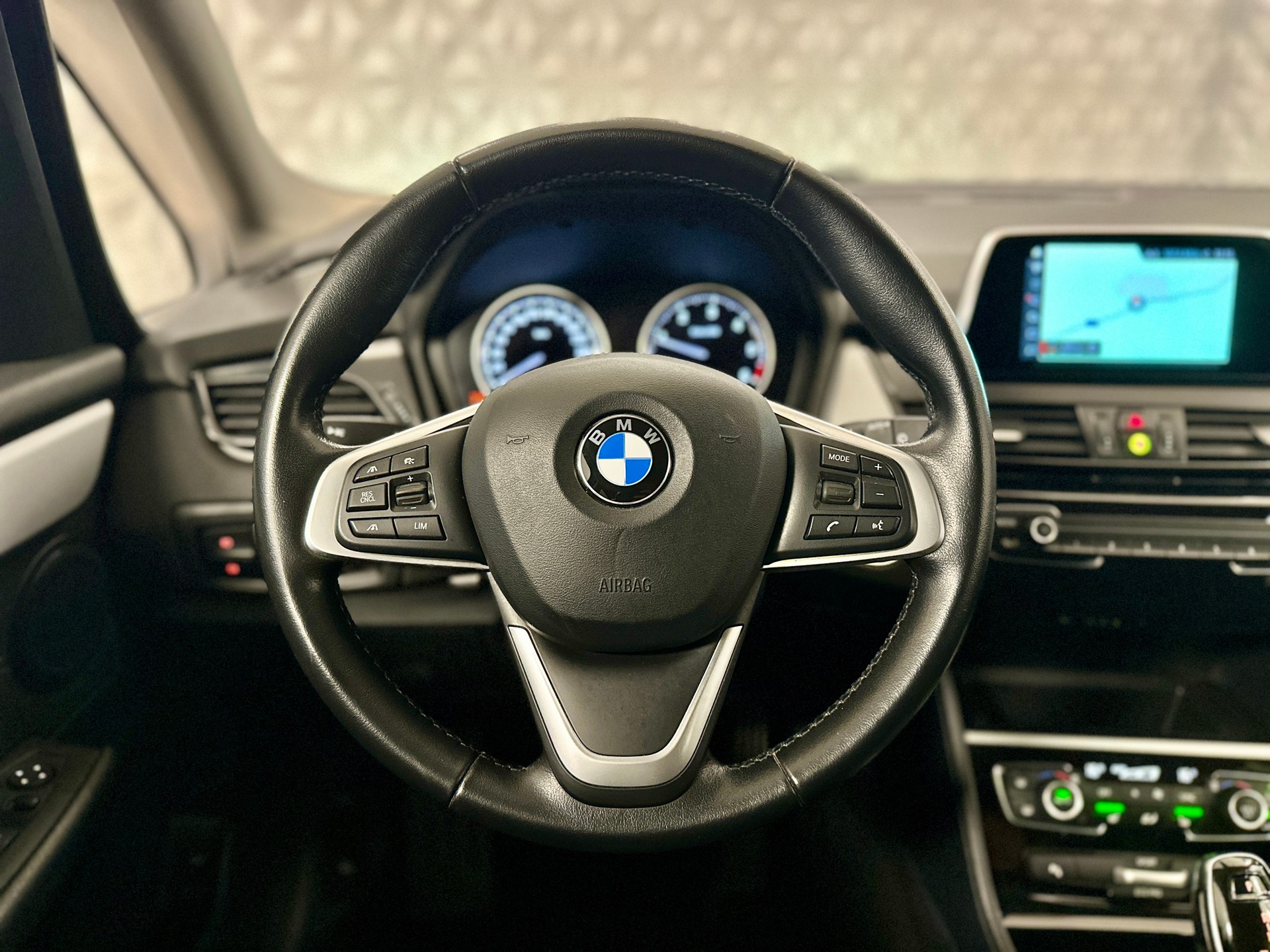 BMW 220d xDrive Gran Tourer Steptronic-image-23