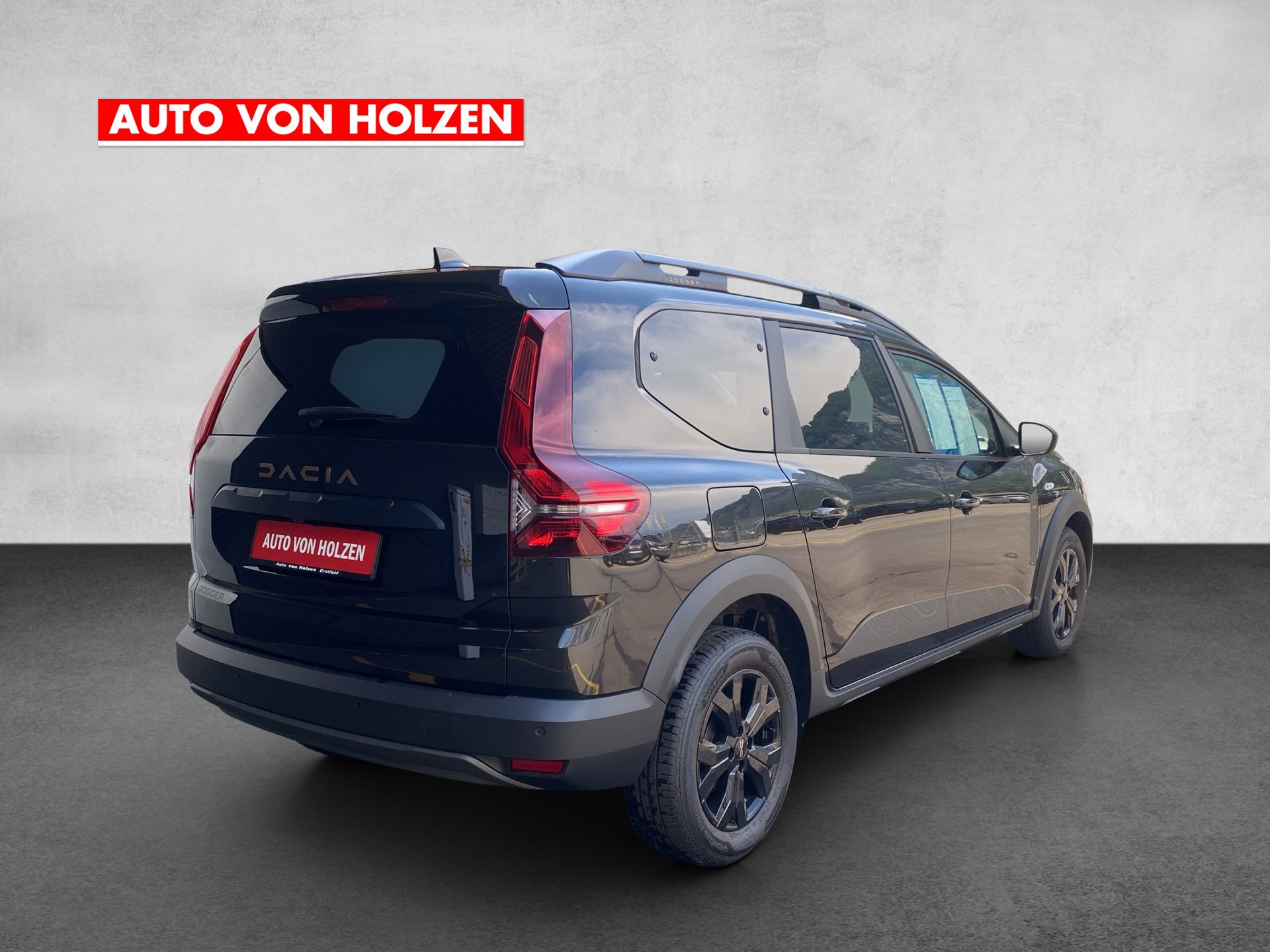 DACIA Jogger TCe 110 Extreme-image-3