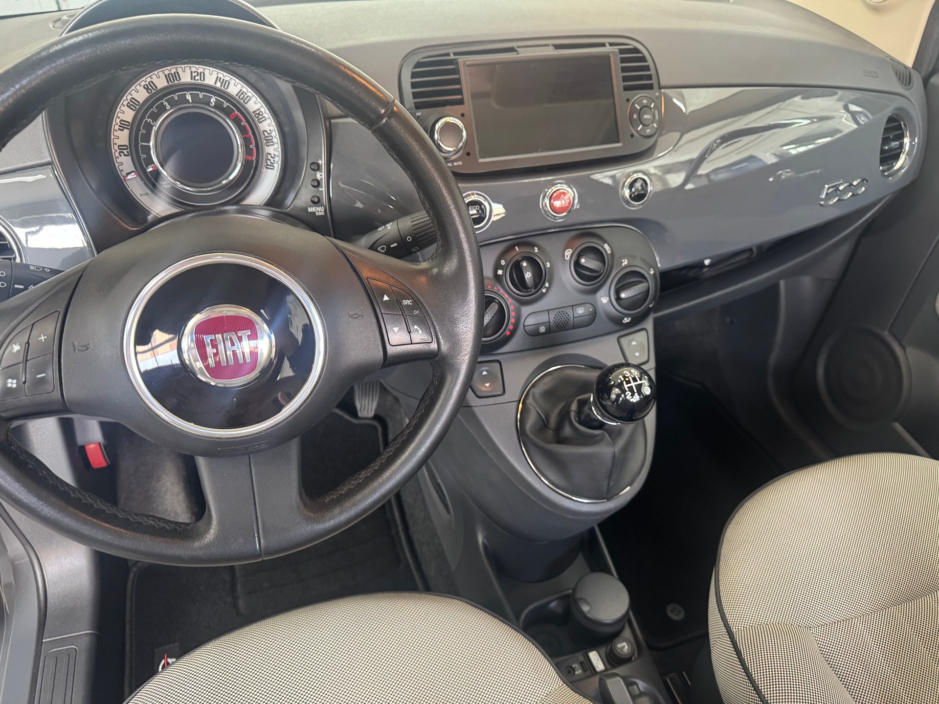 FIAT 500 0.9 Twinair Turbo Lounge-image-3