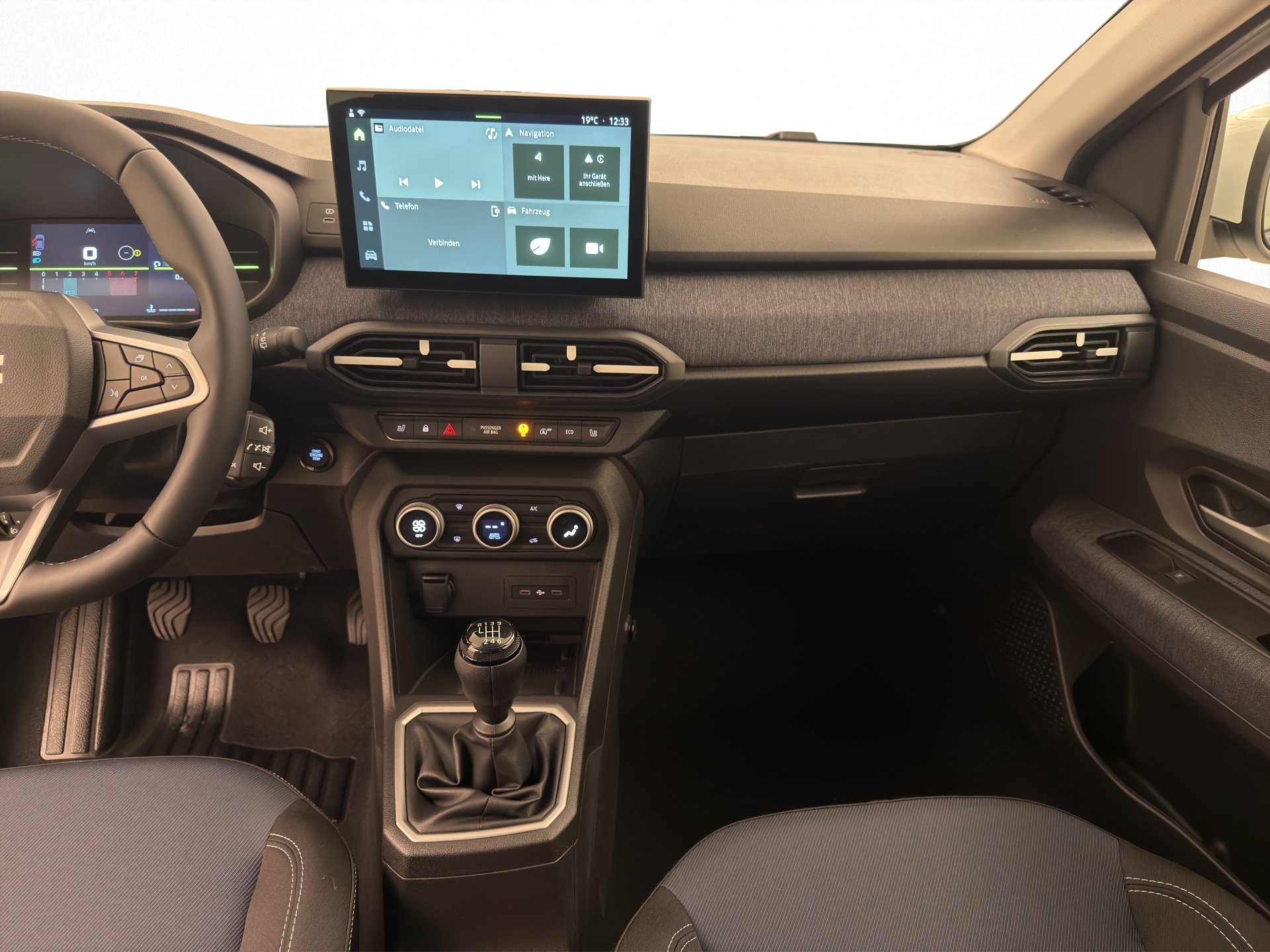 DACIA Jogger 1.0 TCe Journey 7PL-image-9