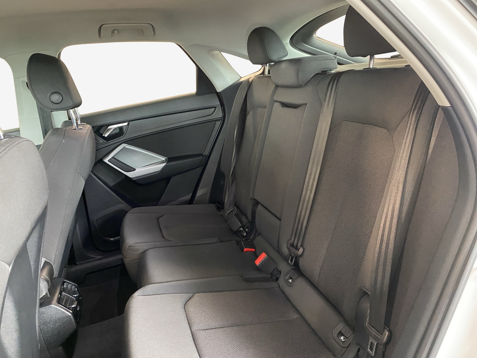 AUDI Q3 Sportback 35 TFSI Attraction S-tronic-image-11