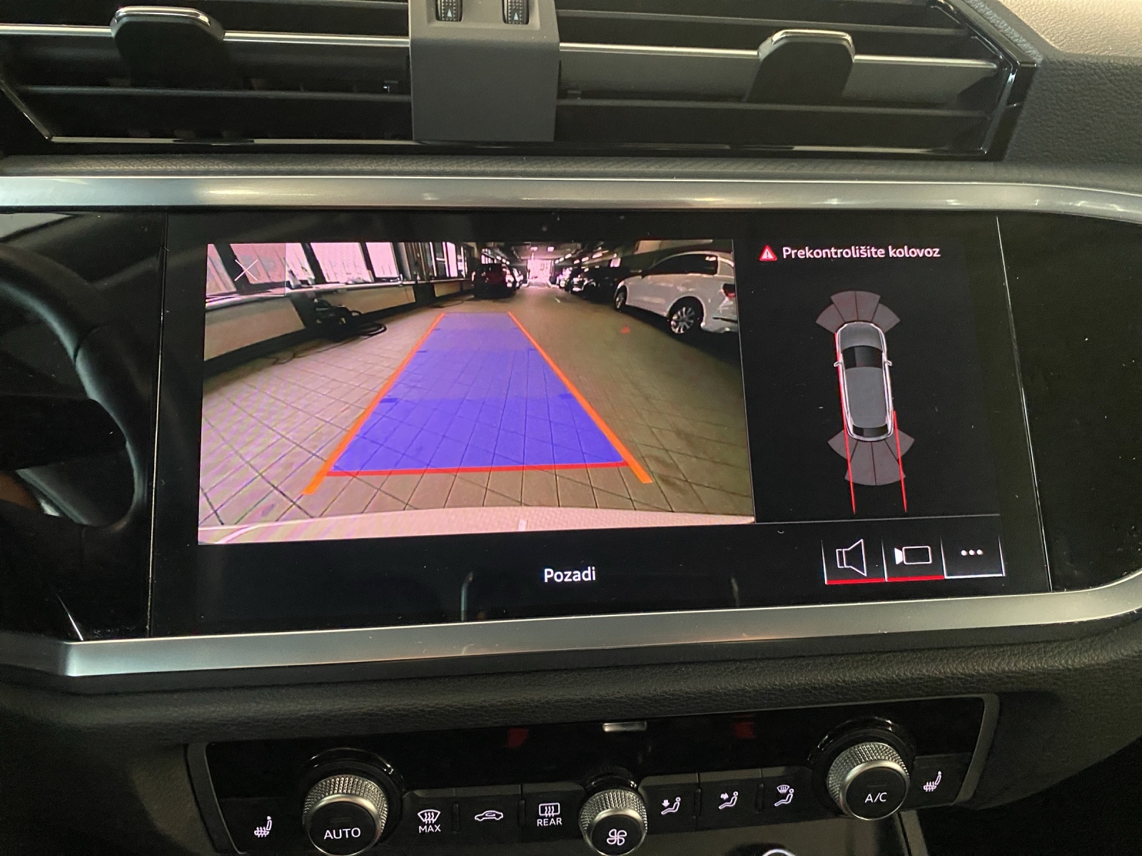 AUDI Q3 Sportback 35 TFSI Attraction S-tronic-image-15