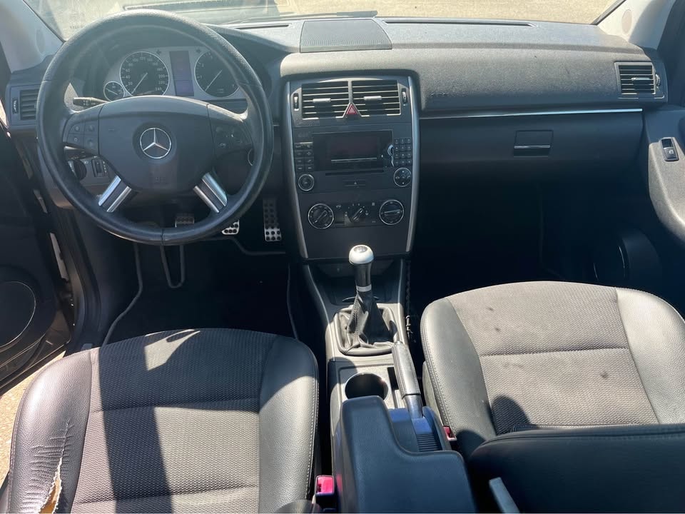 MERCEDES-BENZ B 170-image-7