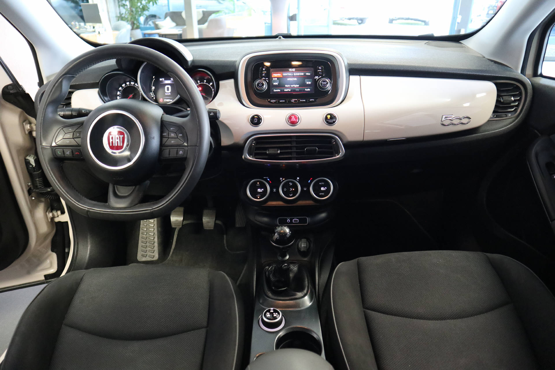 FIAT 500X 1.4 MultiAir Opening Edition-image-13