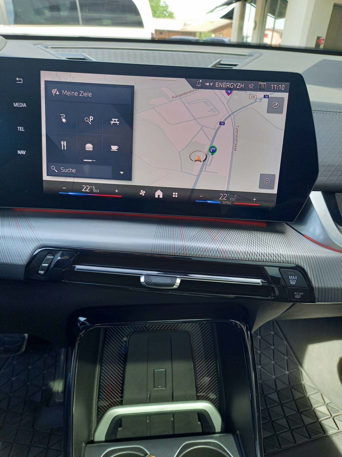 BMW iX2 xDrive 30 M Sport Pro-image-6