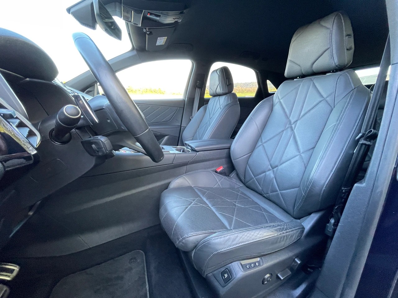 DS AUTOMOBILES DS 7 Crossback E-Tense 300 BE Chic-image-9