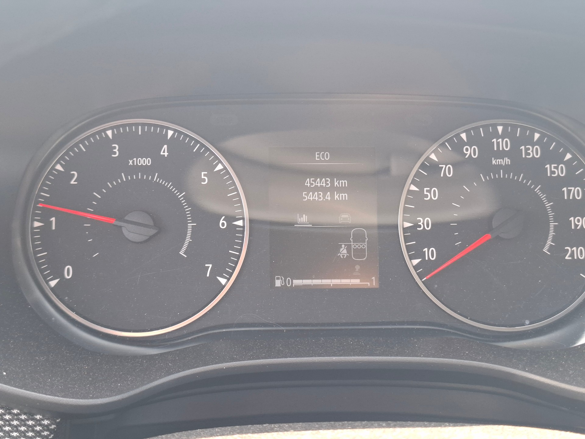 DACIA 1.0 TCe Comfort-image-5