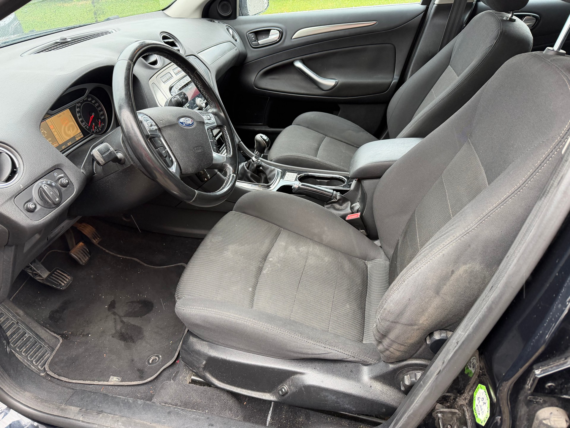 FORD Mondeo 2.0 TDCi 16V Carving-image-9