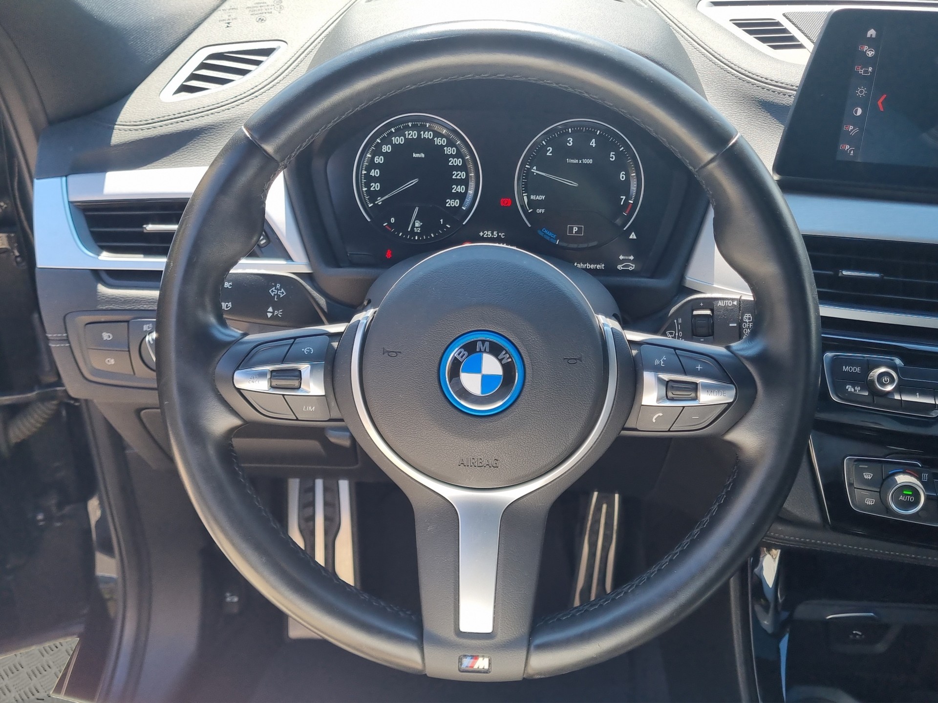 BMW X2 xDrive 25e M Sport Steptronic-image-13