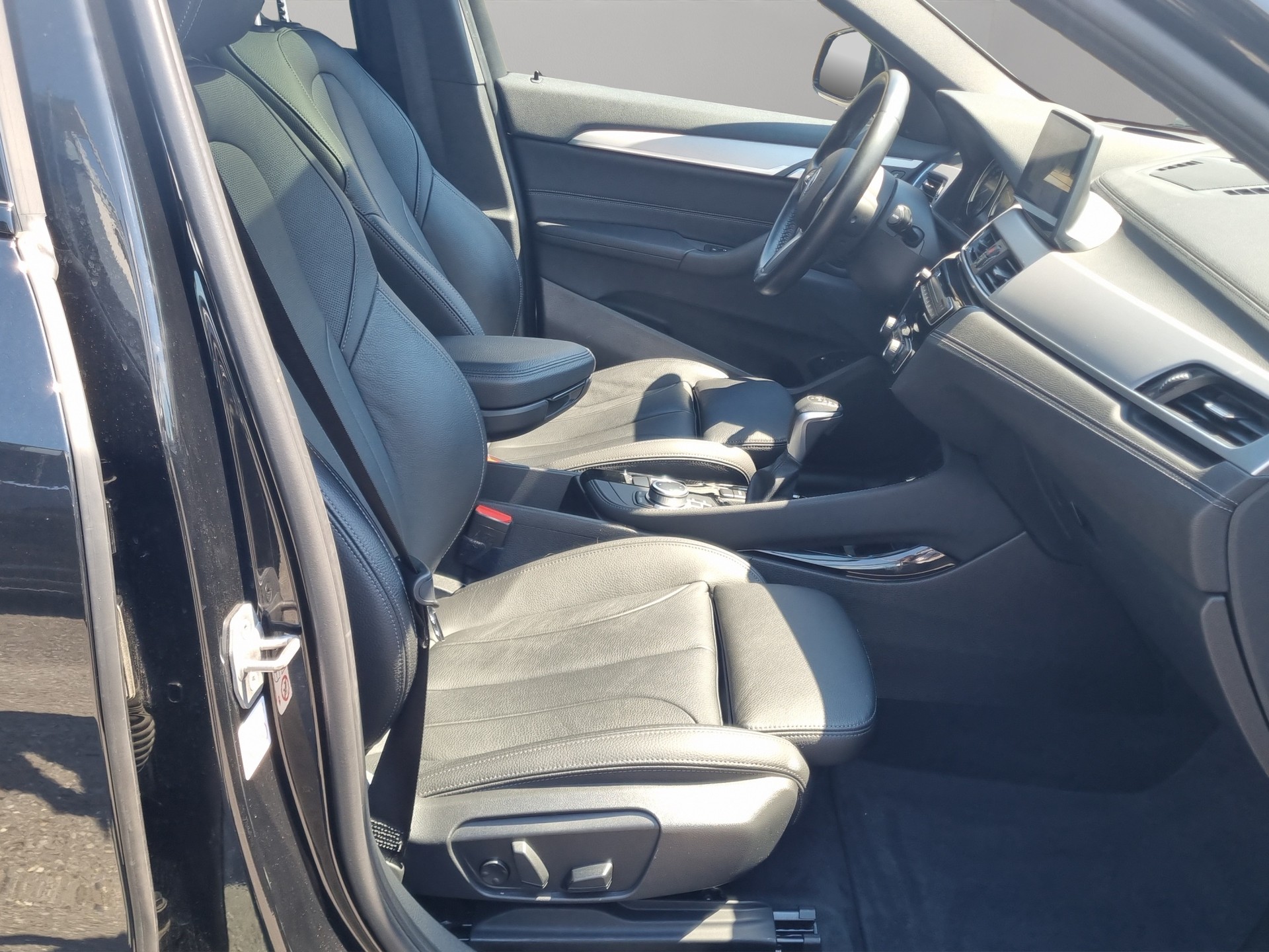 BMW X2 xDrive 25e M Sport Steptronic-image-20