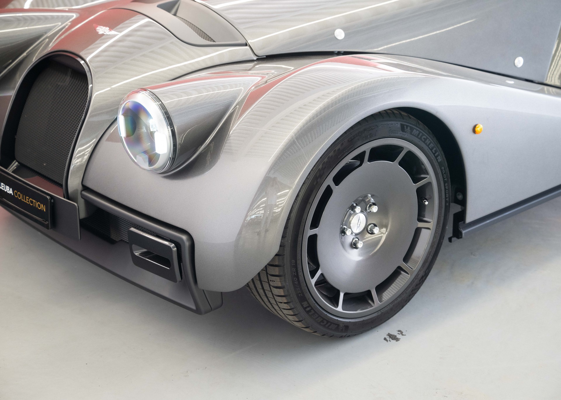 MORGAN Supersport 3.0 Bespoke (New Swiss car, special order, sports exhaust, hardtop, 30-month warranty)-image-13