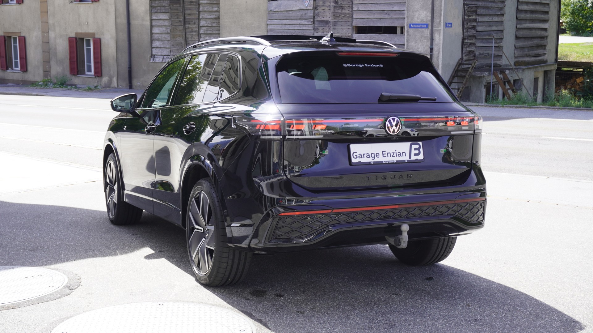 VW Tiguan 2.0 TSI United DSG 4Motion-image-10