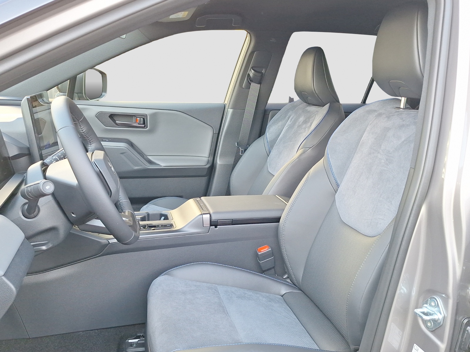 TOYOTA RAV4 2.5 HEV Style-image-9