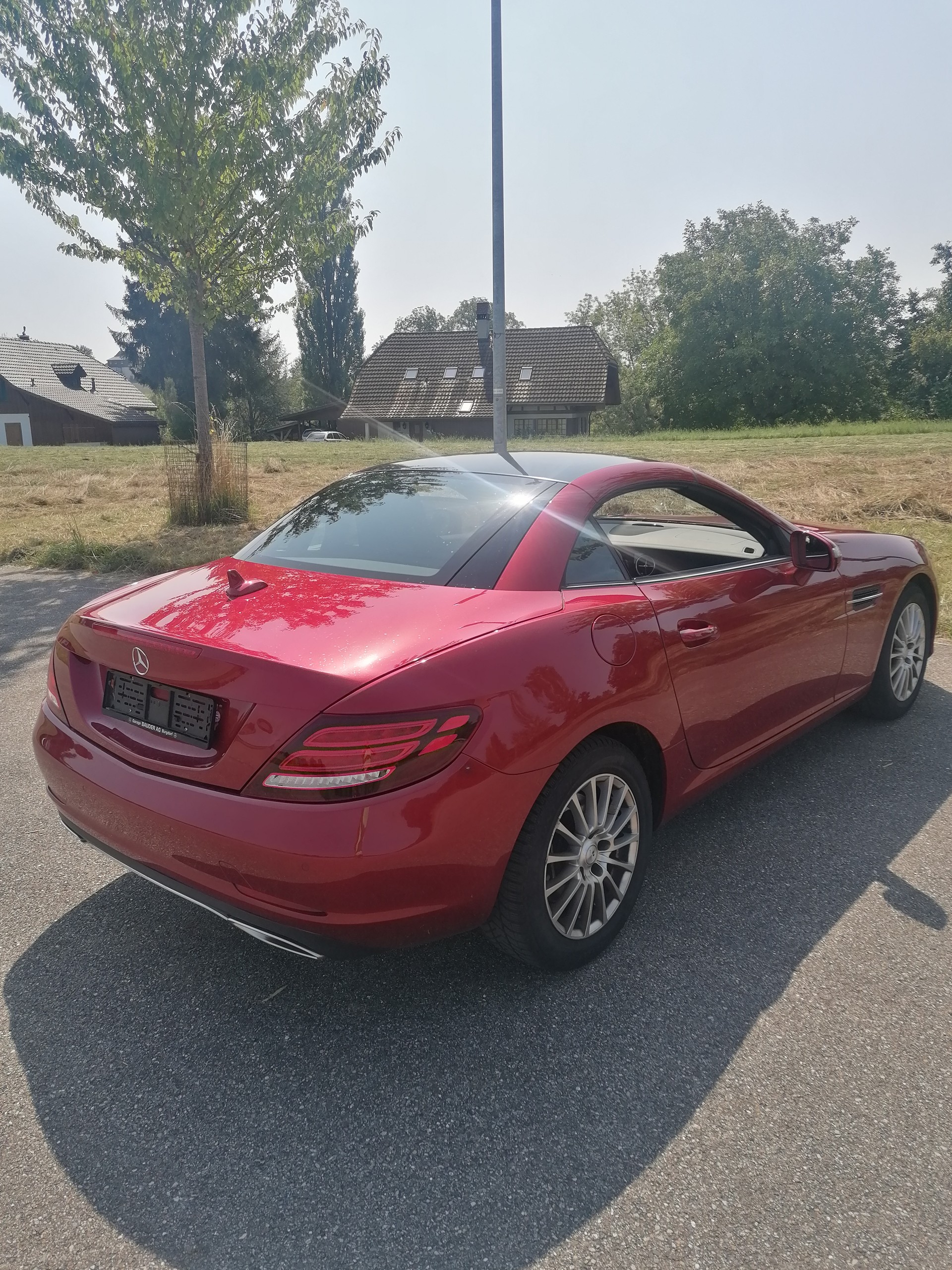 MERCEDES-BENZ SLC 180-image-3