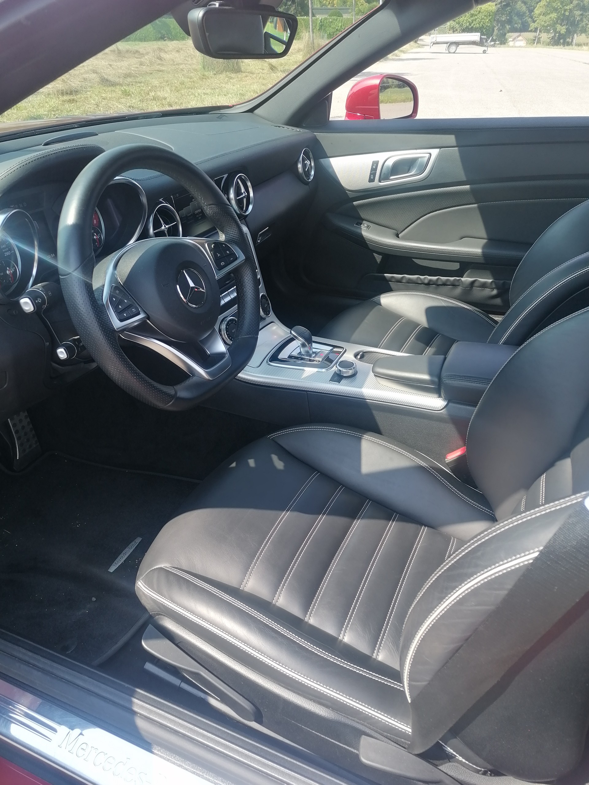 MERCEDES-BENZ SLC 180-image-5