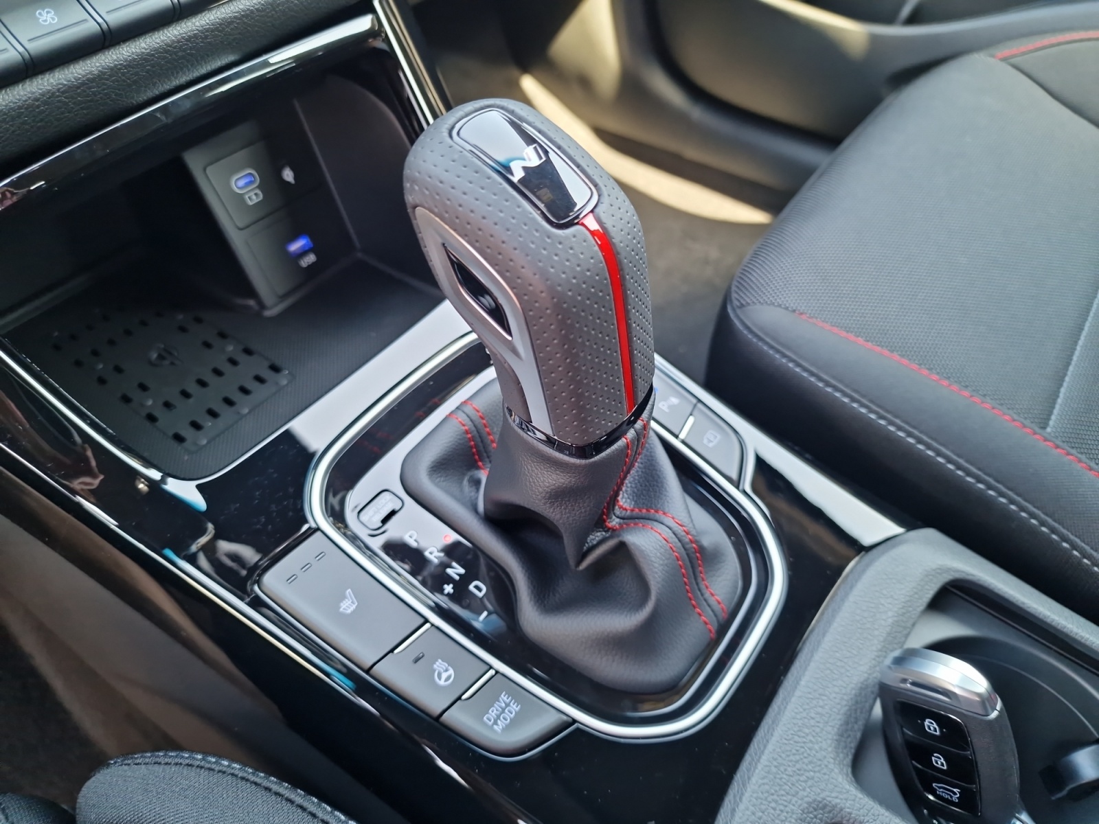HYUNDAI i30 Wagon 1.6 TGDi N-Line NEW MODEL 150PS Panorama-image-15