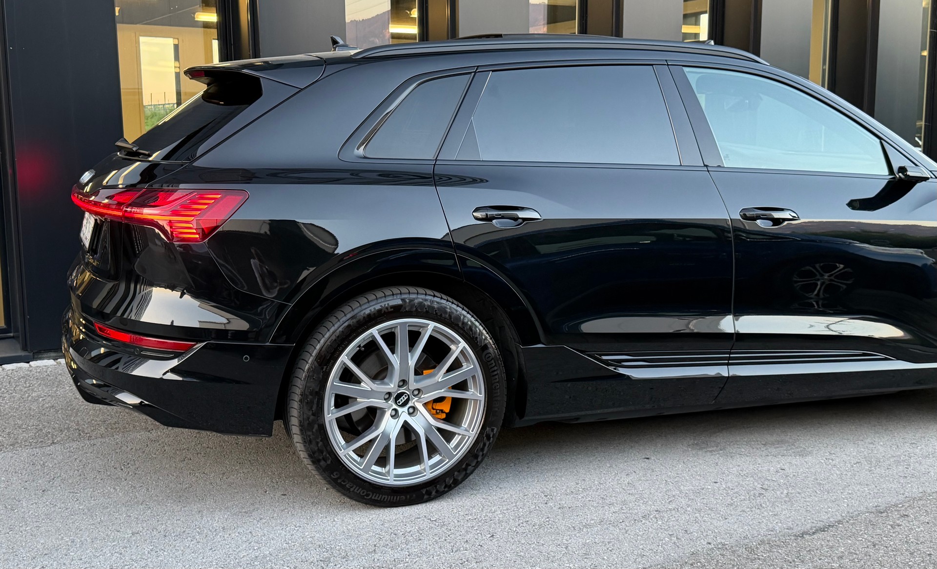 AUDI e-tron 55 S Line quattro♦️8 Jahre Garantie auf Batterie*Topausstattung♦️-image-12