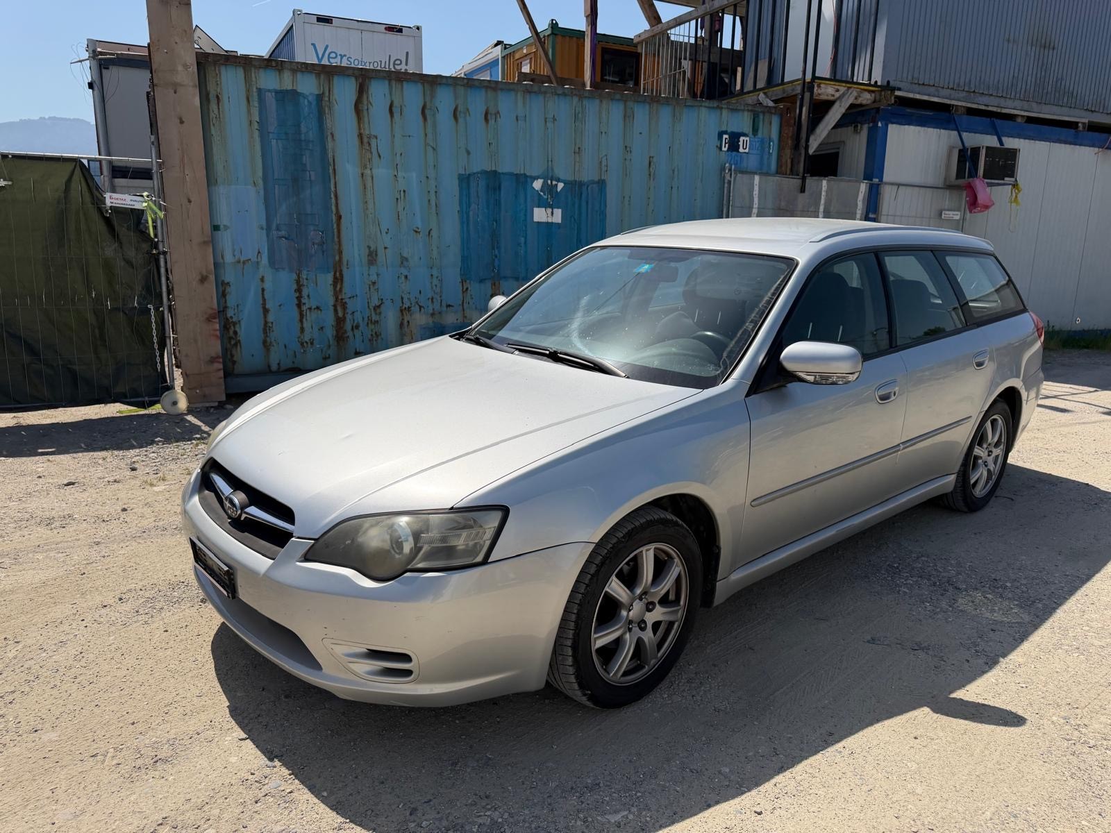 SUBARU Legacy 2.0i AWD Swiss-image-5