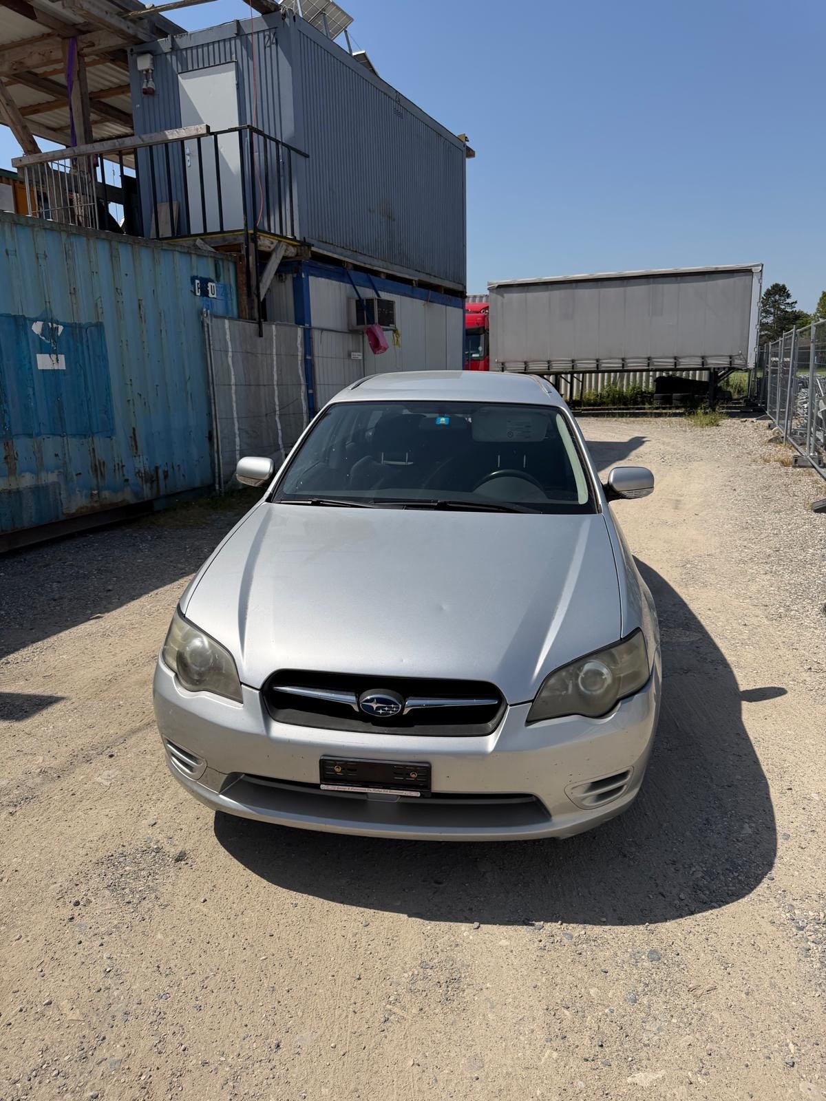 SUBARU Legacy 2.0i AWD Swiss-image-8